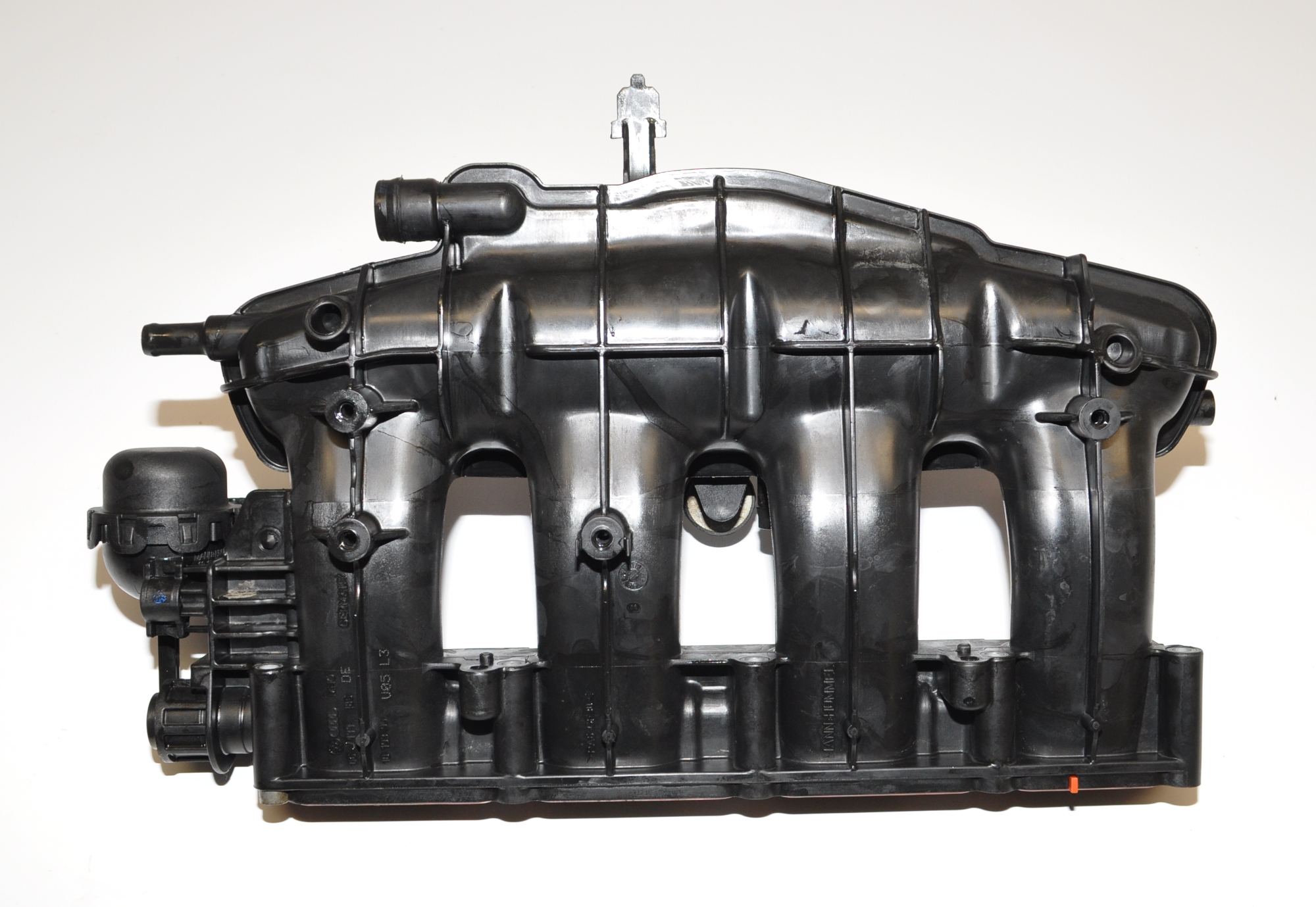 Ansaugbrücke Ansaugkrümmer Saugstutzen  06J133185DE A3 CABRIO 1.8 TFSI 118KW 