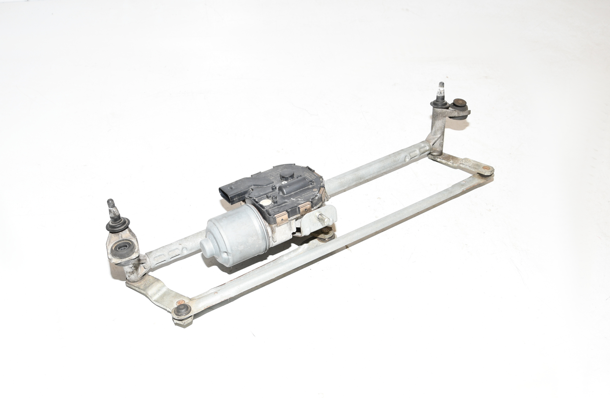 Scheibenwischeraufnahme Wischergestänge Vorne 1Q1955023A EOS Original Bosch 