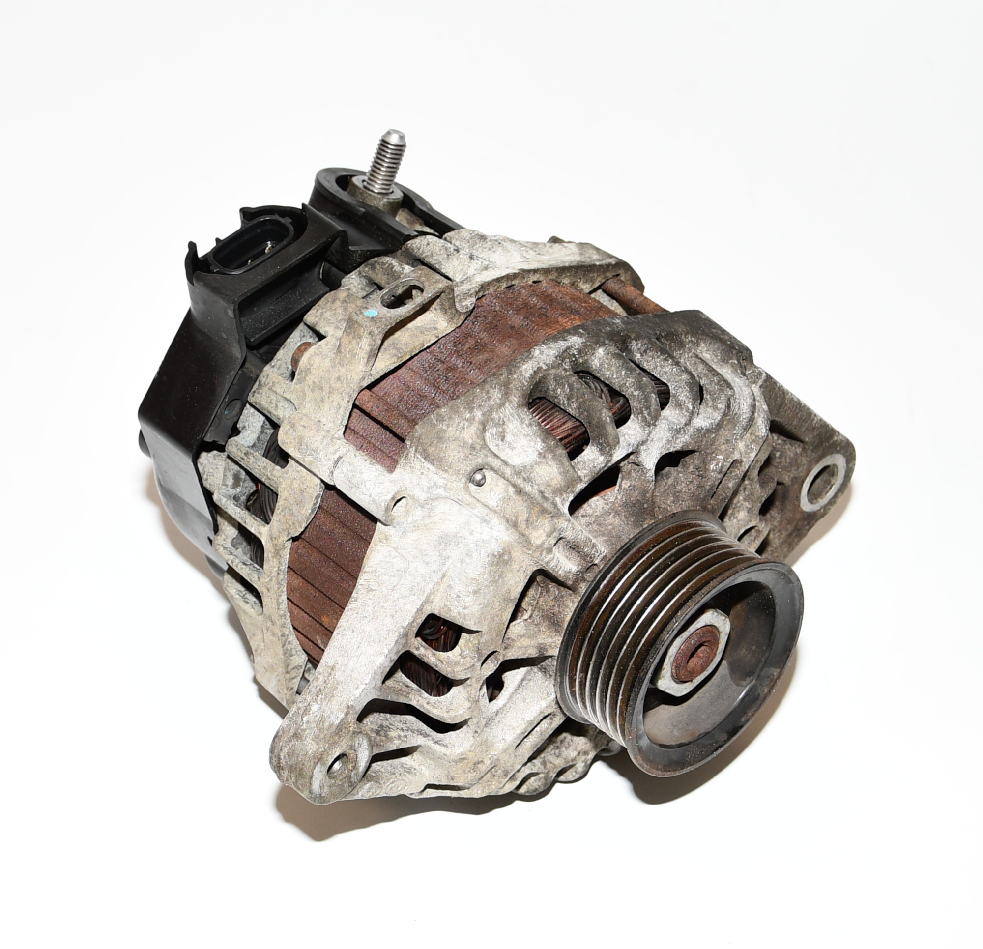 Lichtmaschine Drehstromgenerator  37300-2B300 Rio III UB 1.4 80KW G4FA Original 