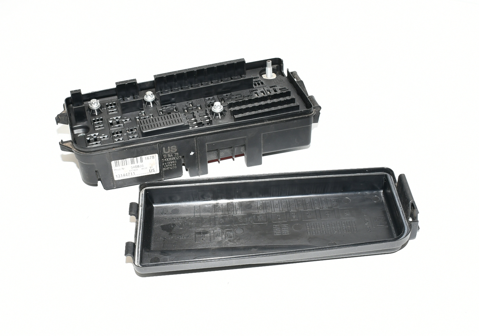 Steuergerät Sicherungskasten Zentralelektrik  13144711 nicht entheiratet Orig. 