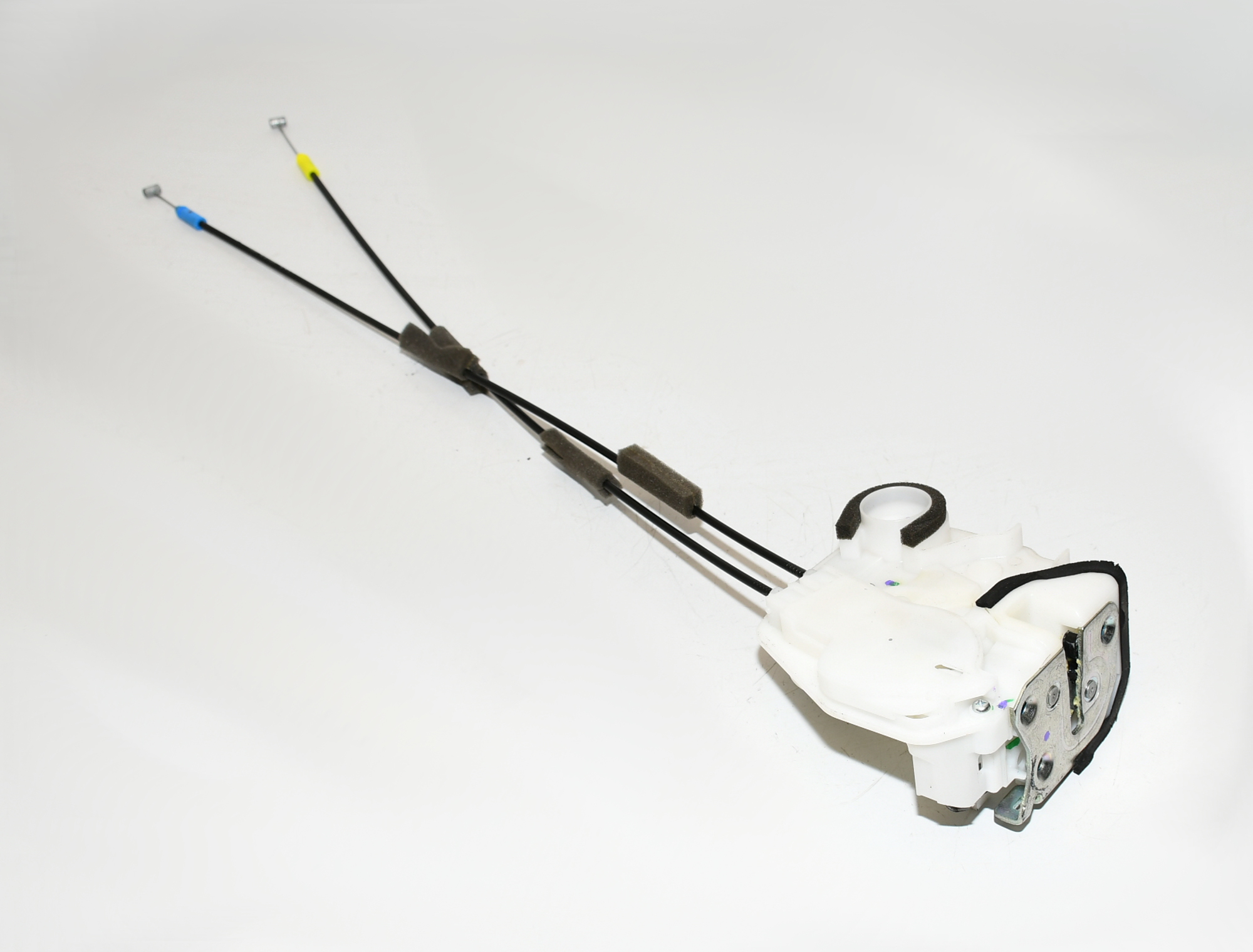 Türschloss Türverriegelung ZV Vorne,Rechts 5715A666S Space Star Original 