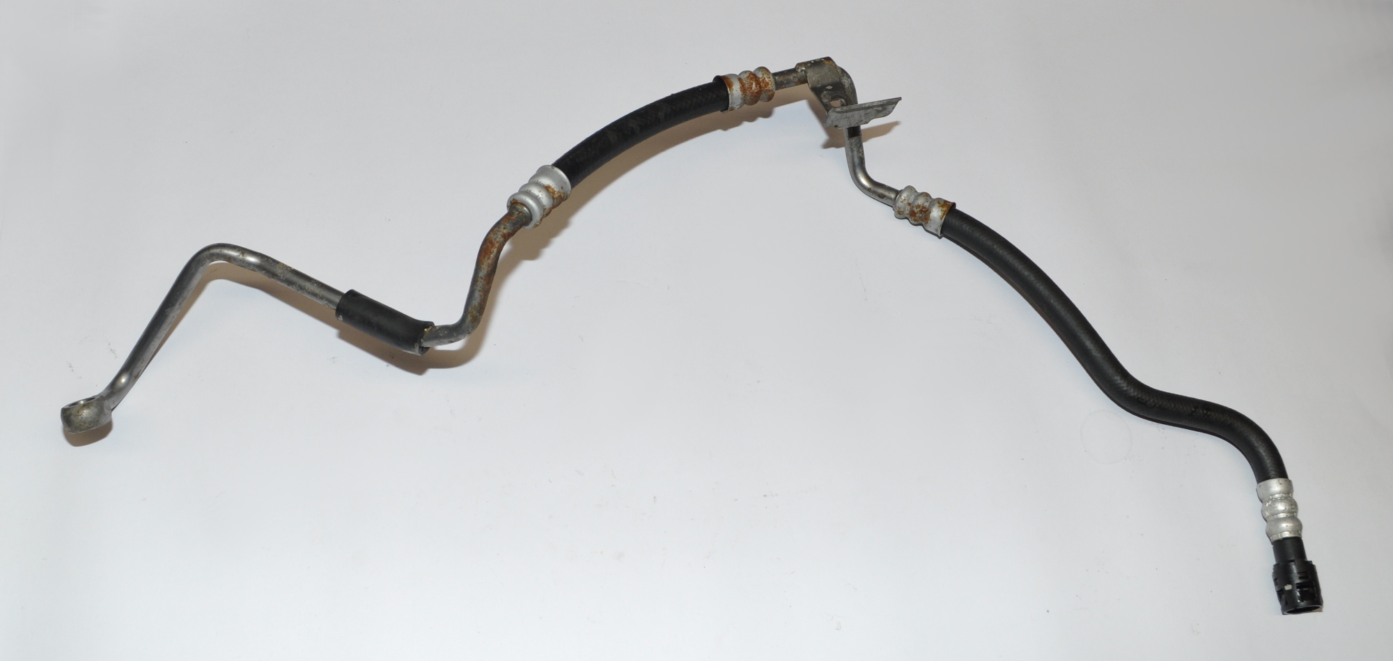 Dehnschlauch Servoleitung Servoschlauch  32416761488 E60 520I Original BMW 