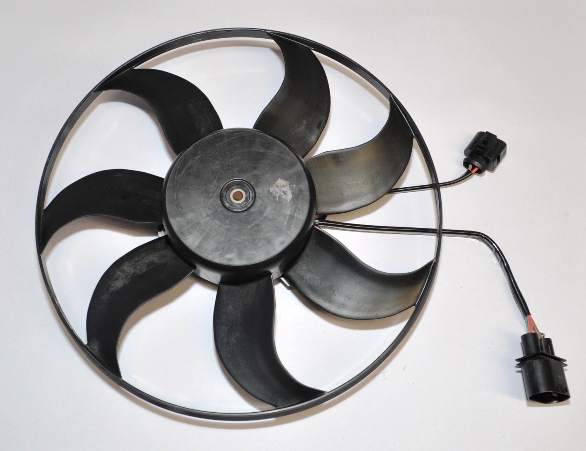 Lüftermotor Kühlerlüfter 360mm 220W Links 1K0959455FP Altea XL Original 