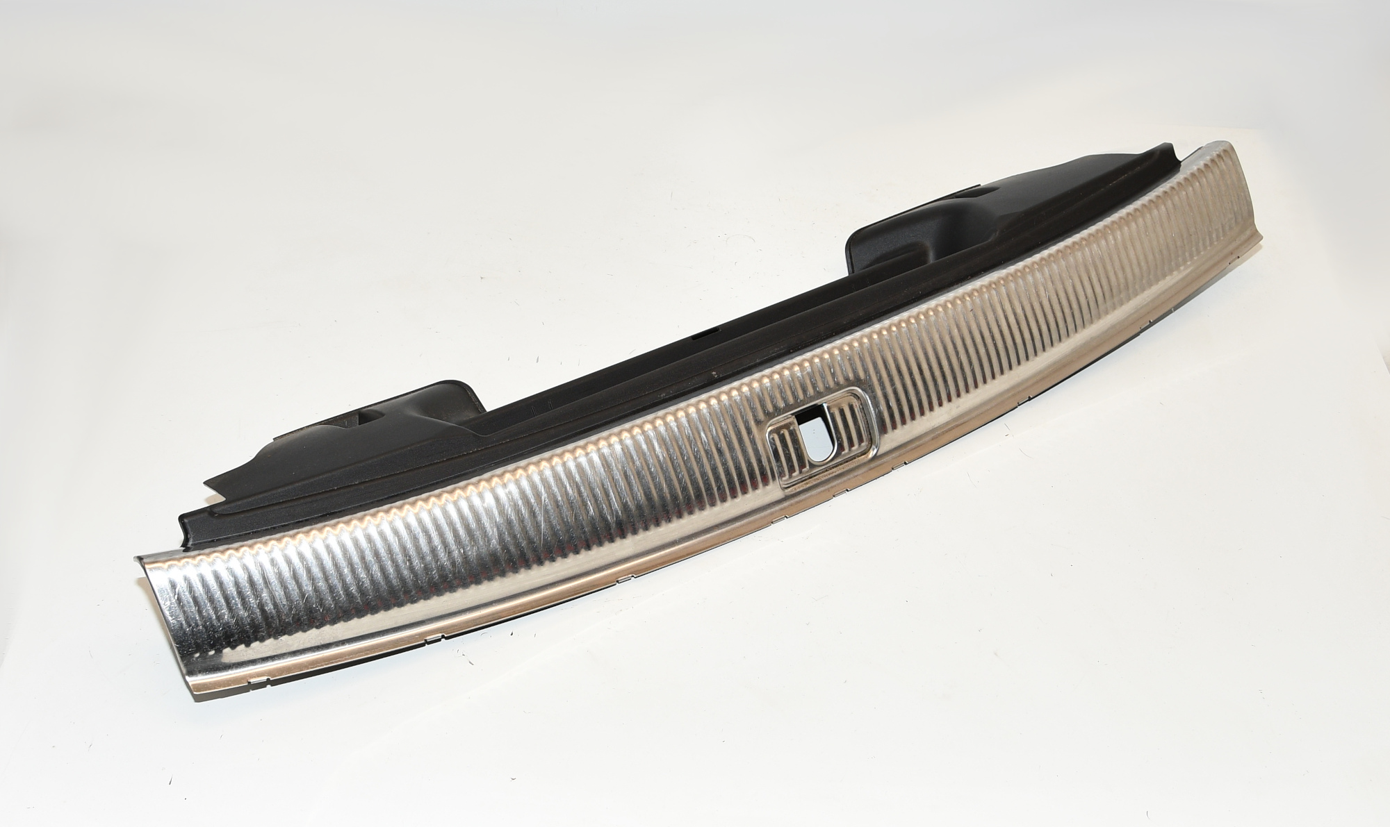Verkleidung Ladekante Schlossträger  8R0864513C Q5 8R Original AUDI   