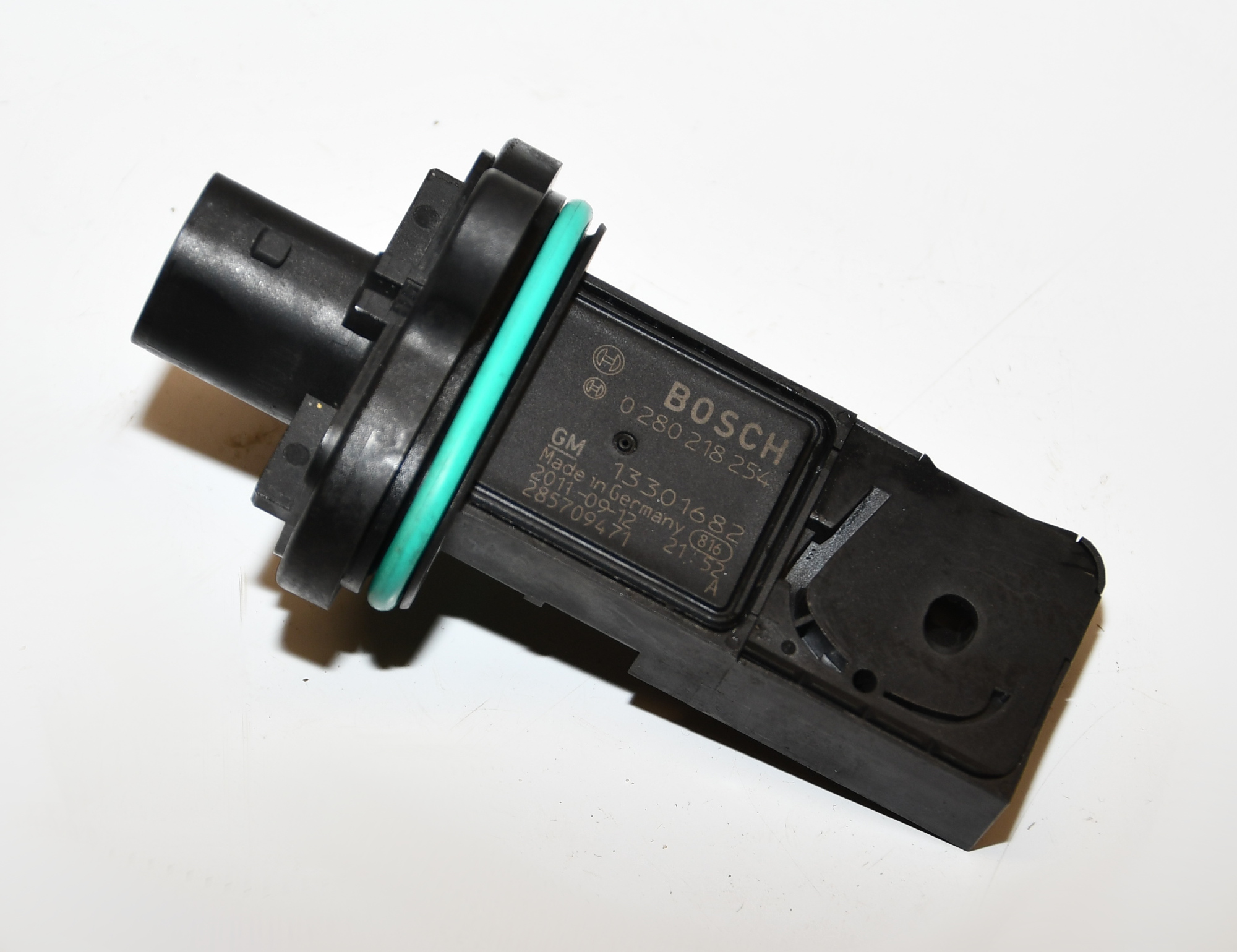 Luftmassenmesser Luftmengenmesser  13301682 Astra J Original Bosch 