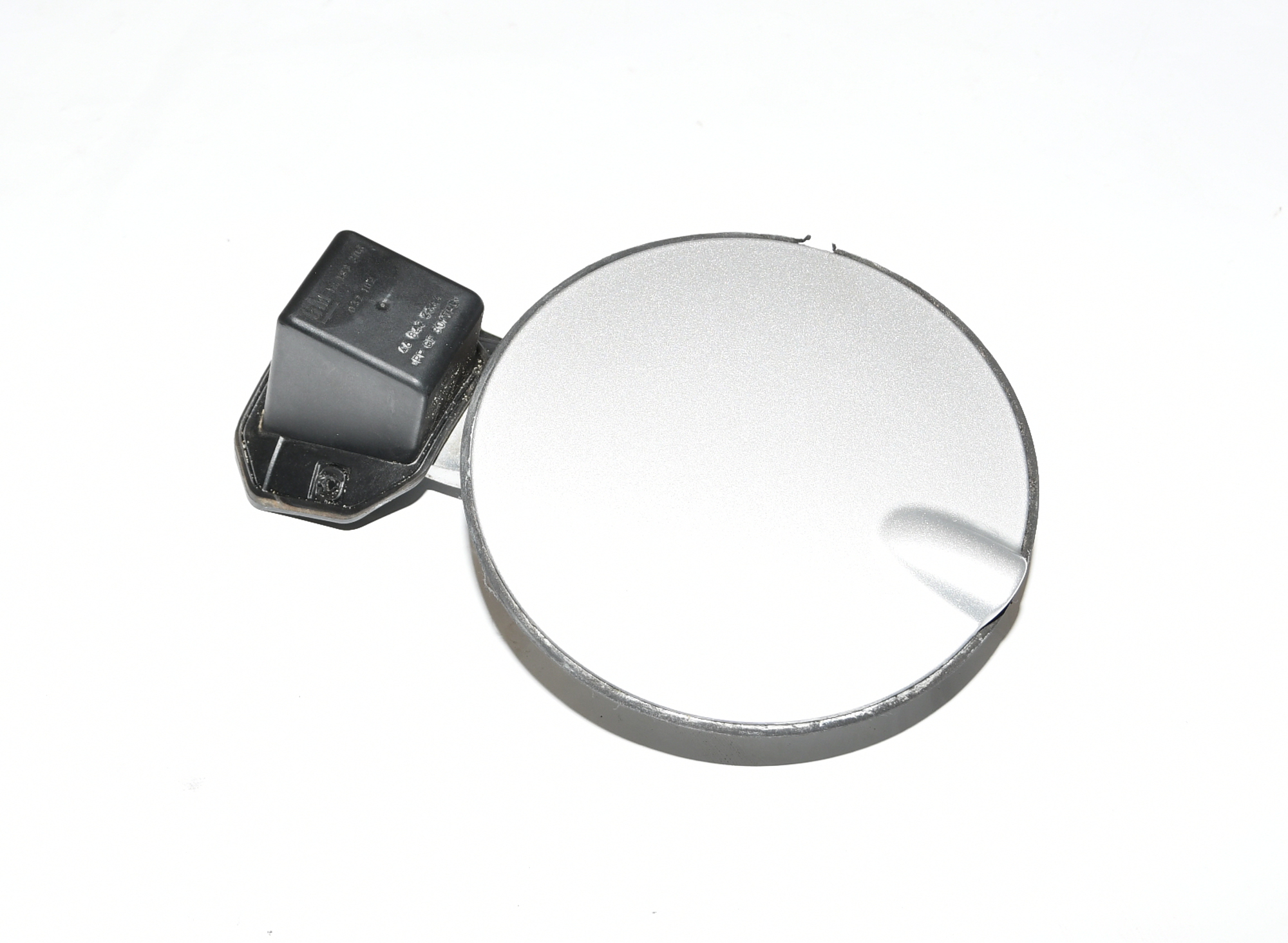 Tankdeckel Tankklappe  13183307 2AU Starsilber 3 Corsa D Original Opel 