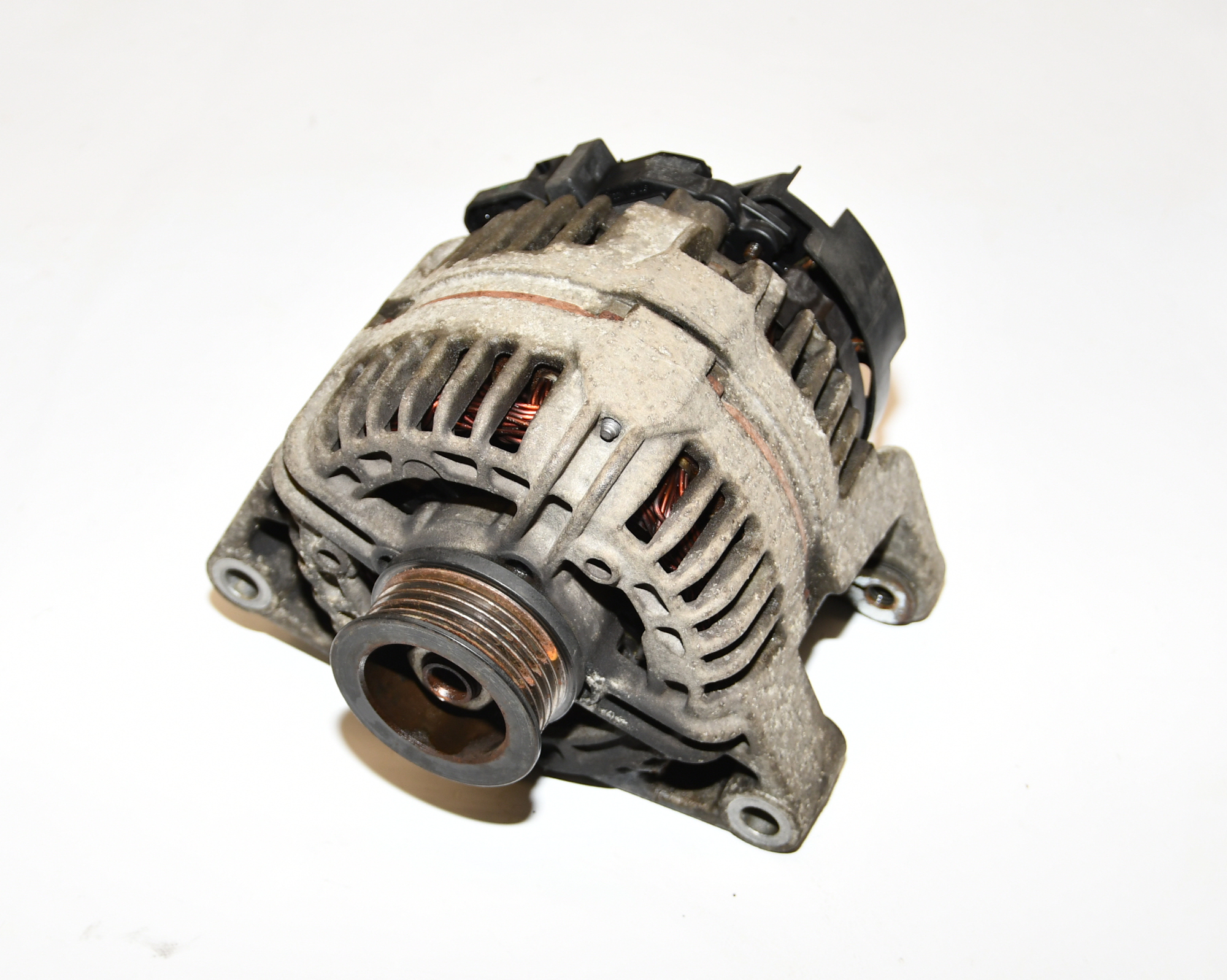 Lichtmaschine Drehstromgenerator  13222930 ZY Tigra TwinTop 1,4 66KW Z14XEP 