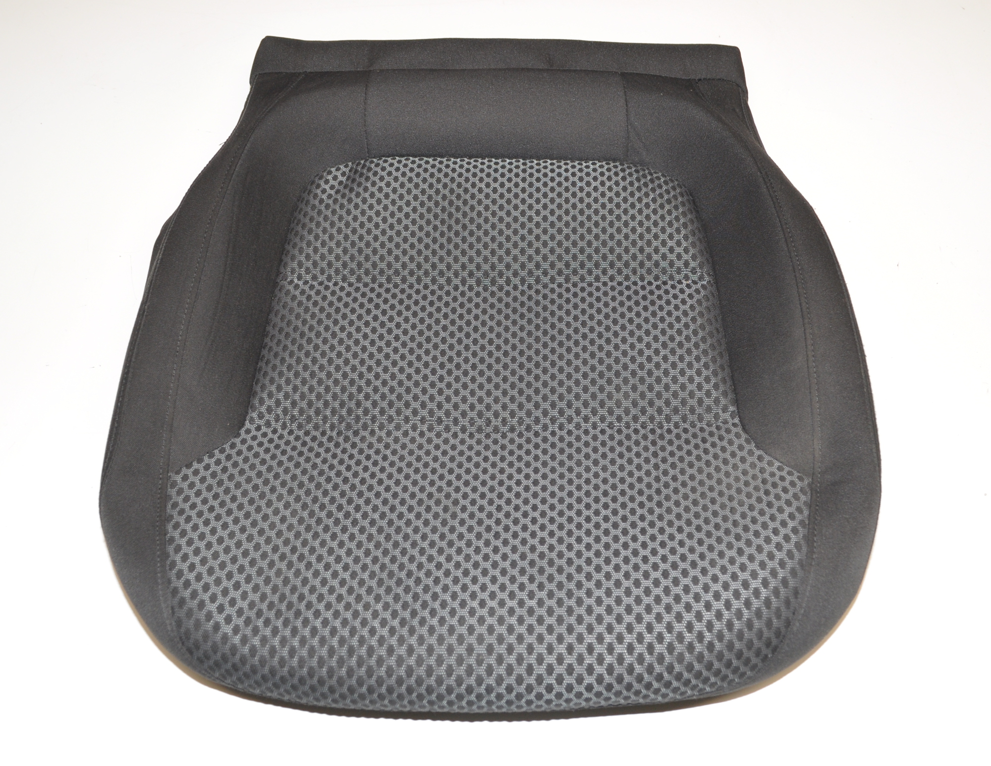 Sitzbezug Sitzfläche Vorne,Rechts 5C6881406BJ X0E Jetta Original VW 