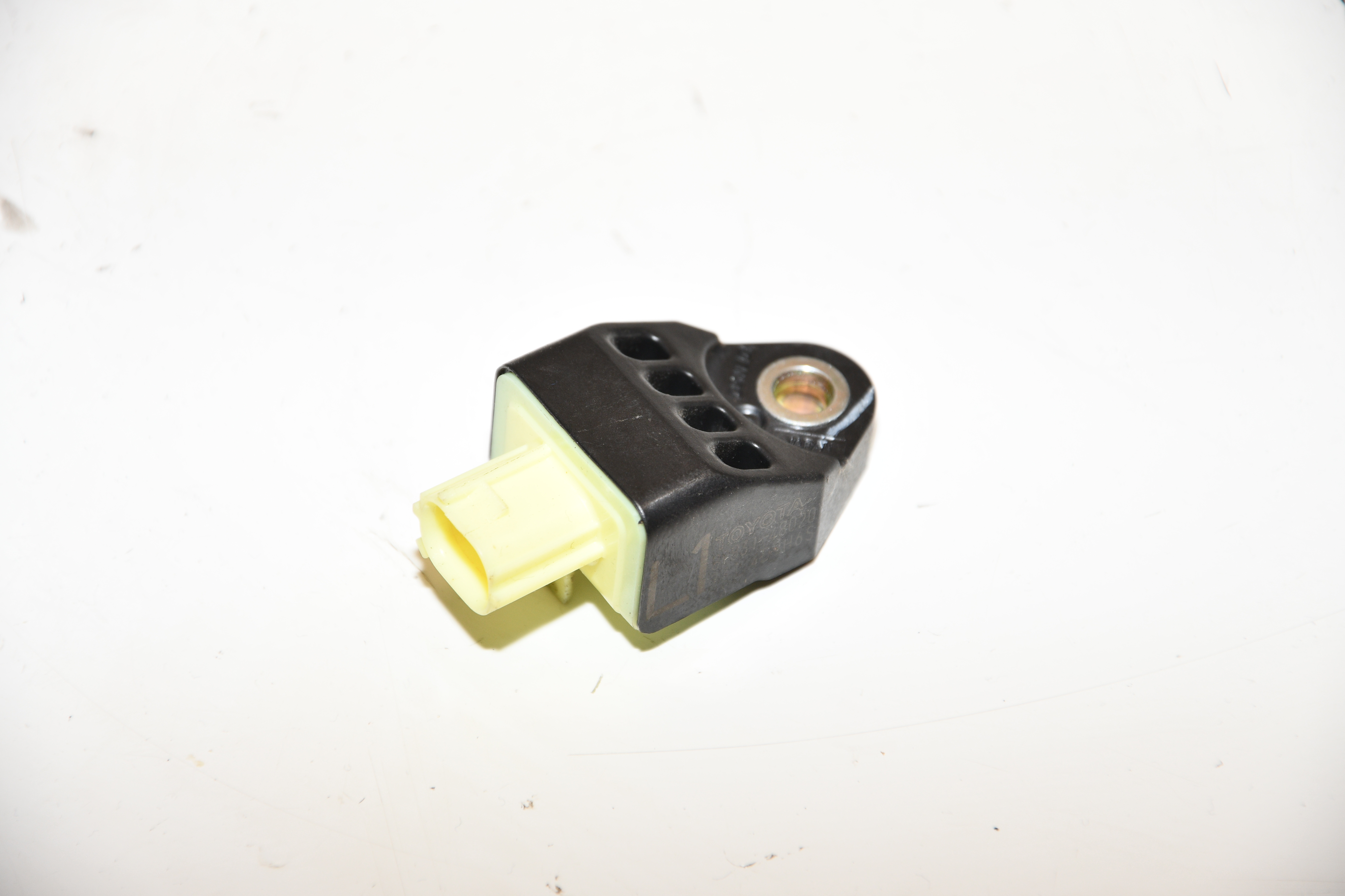 Querbeschleunigungsgeber Crashsensor Rechts,Links 89831-48020 IQ Original 