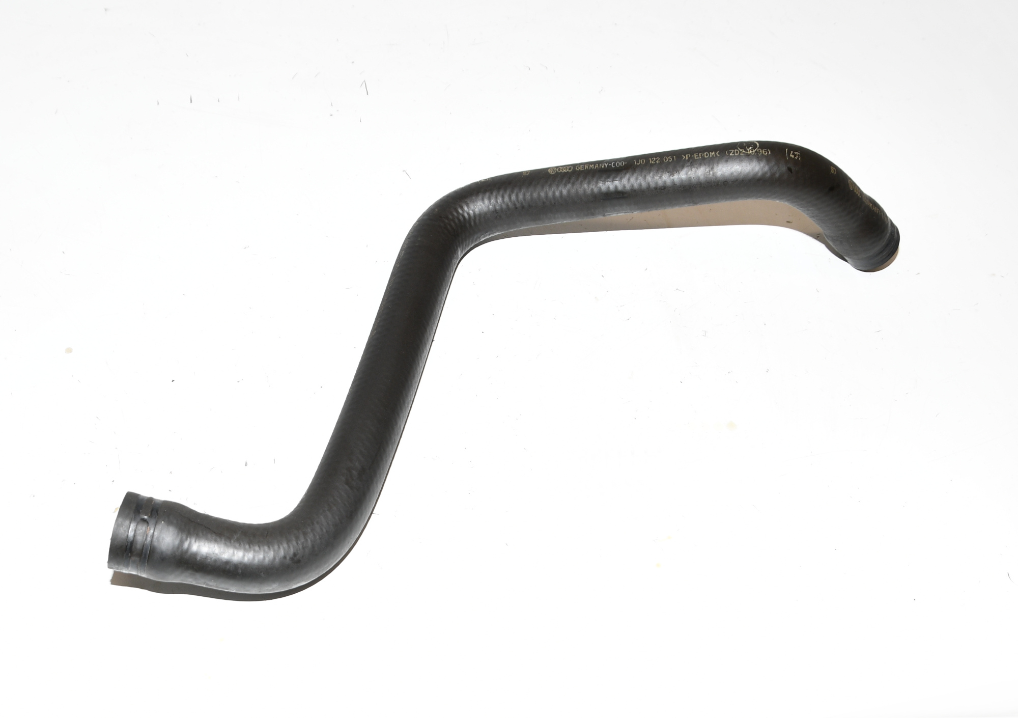 Kühlmittelschlauch Kühlwasserschlauch   1J0122051 Golf 4 IV Original VW 