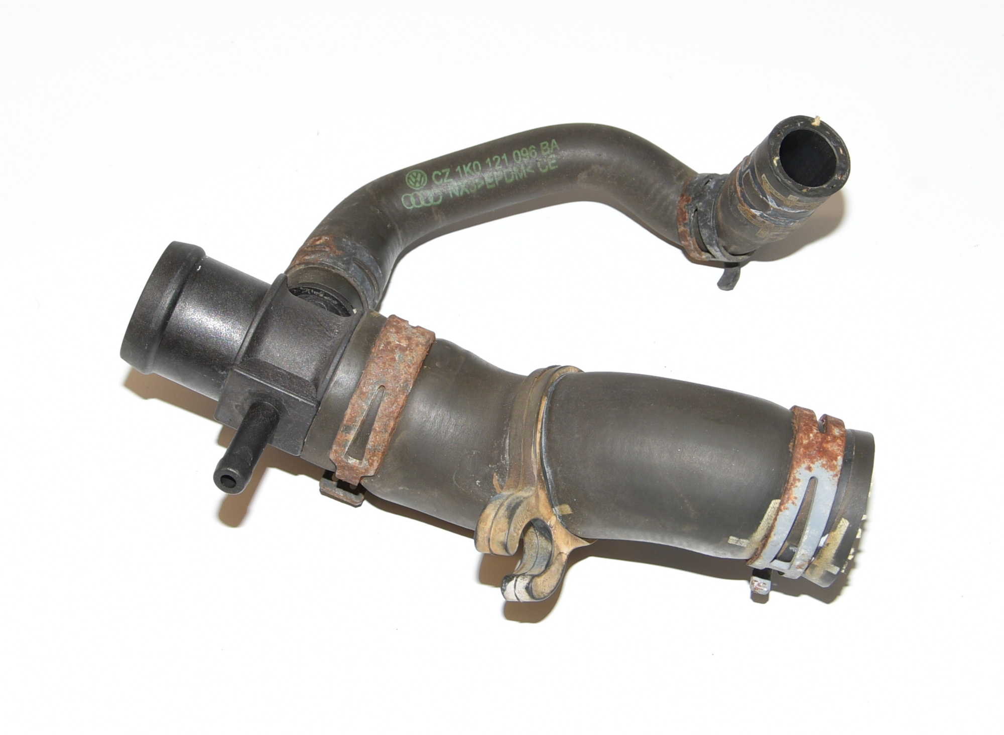Kühlmittelschlauch Kühlwasserschlauch   1K0121096BA Golf 6 VI 5K Original VW 