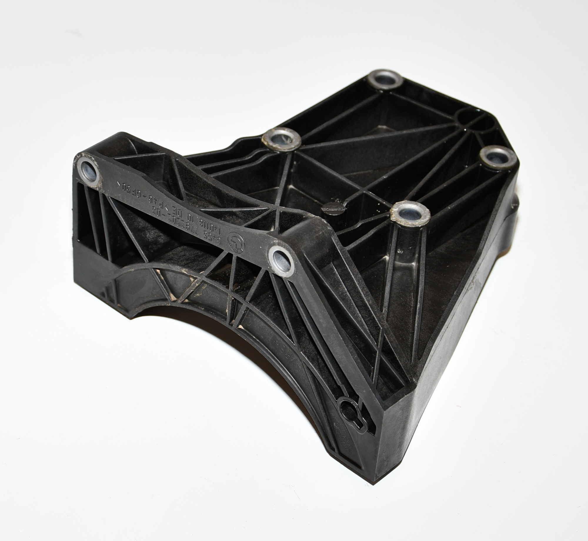 Konsole Aggregateträger  Klimakompressor 64557792202 E60 525d 3,0 145KW M57 