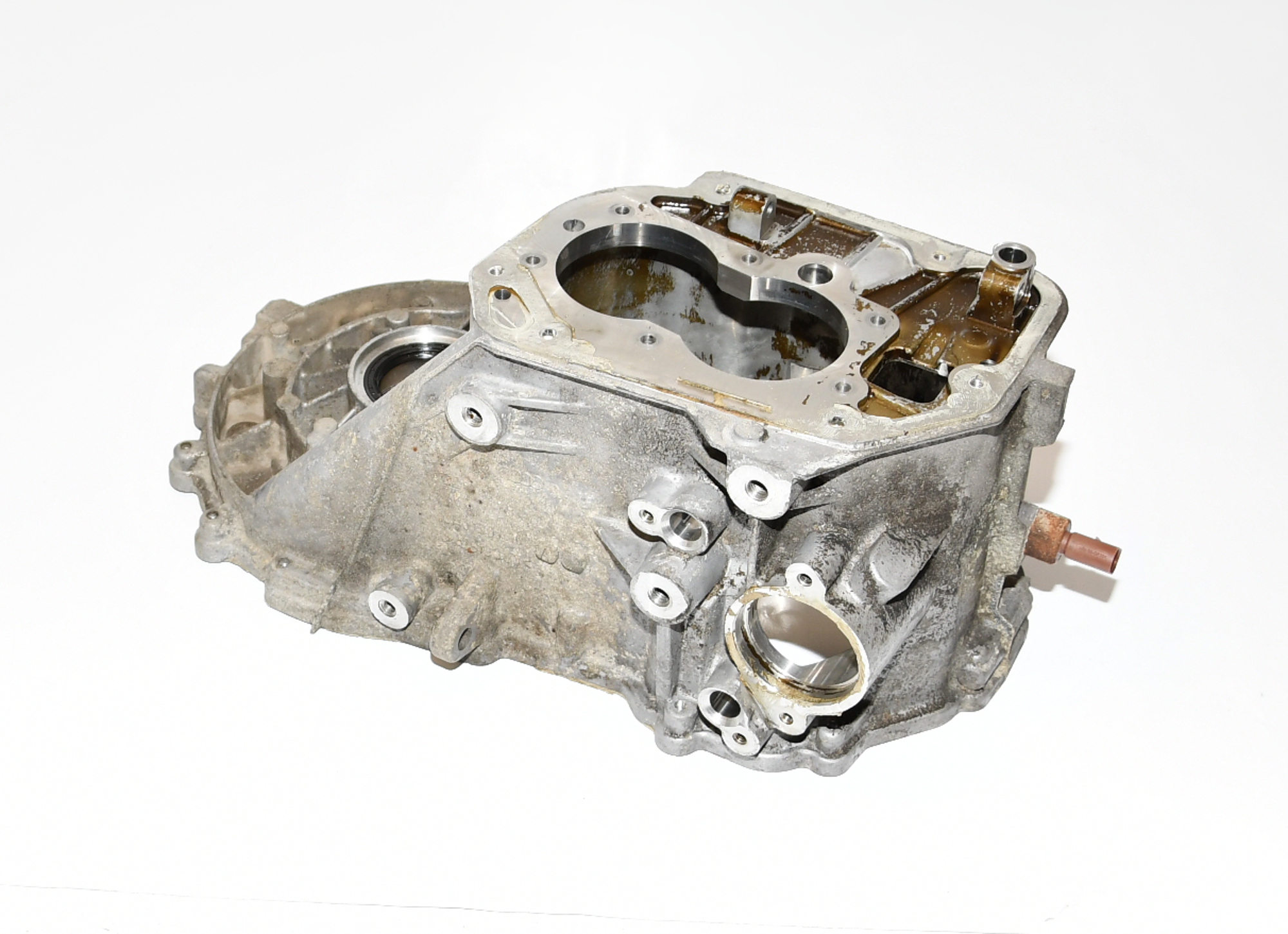 Getriebegehäuse  0AJ301103A Passat Variant 3C5 LHX Original Skoda 