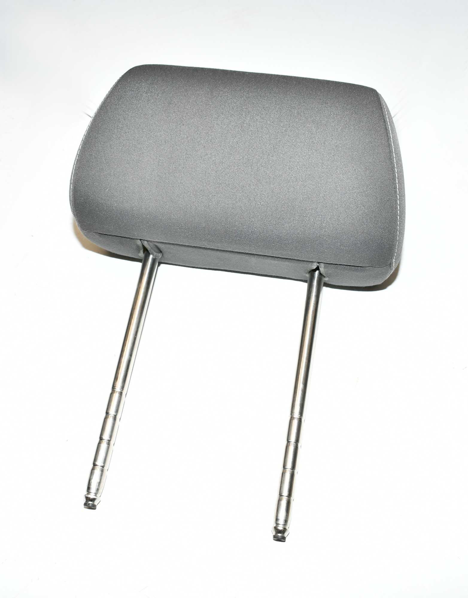 Kopfstütze Nackenstütze Vorne,Rechts,Links 6Q0881921P VQQ Polo 9N Original VW 