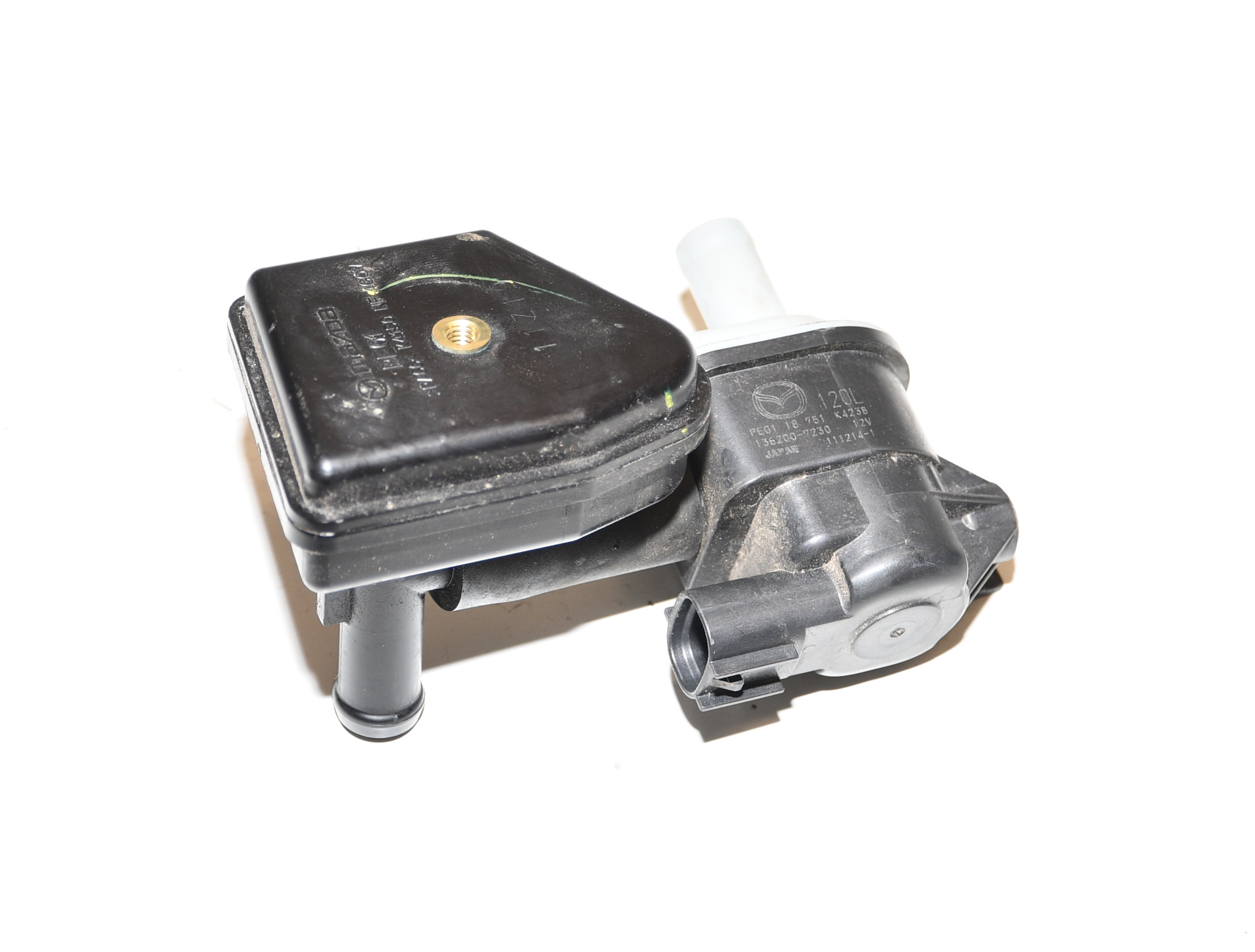 Unterdruckdose  PE0118751 CX 5 AWD  Original Mazda 