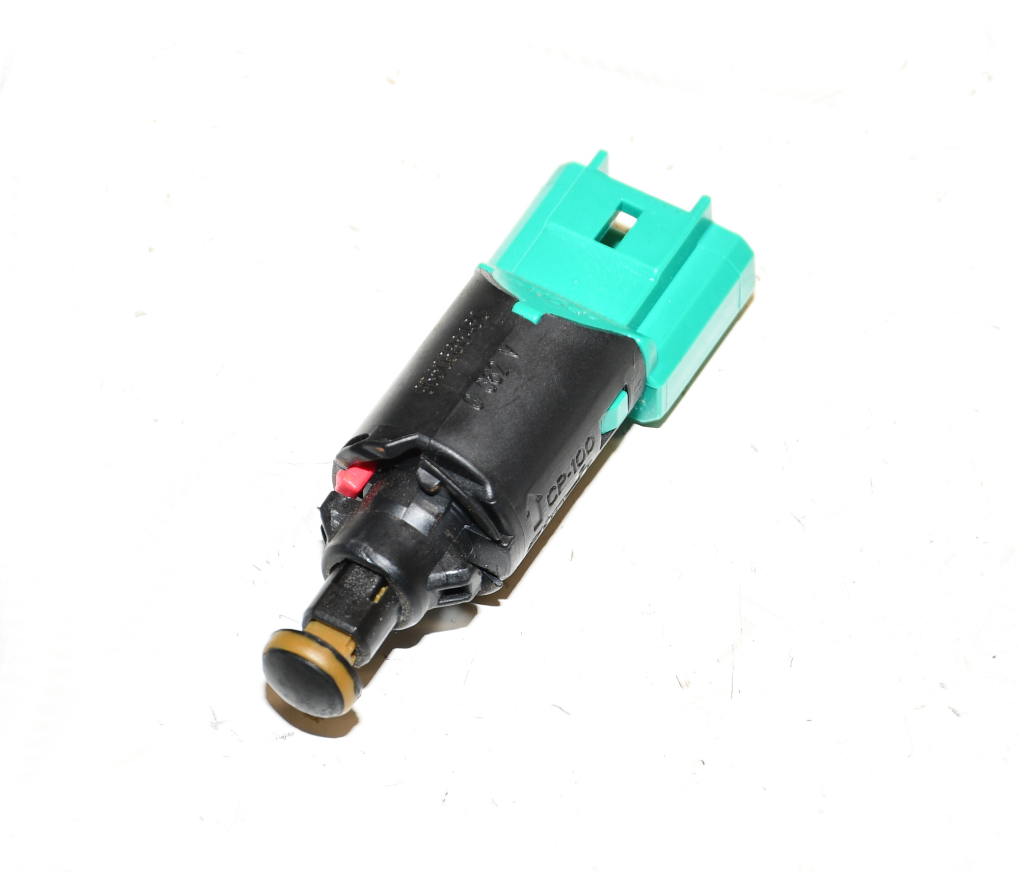 Schalter Taster  Bremslichtschalter 9650688480 5008 Original Peugeot 