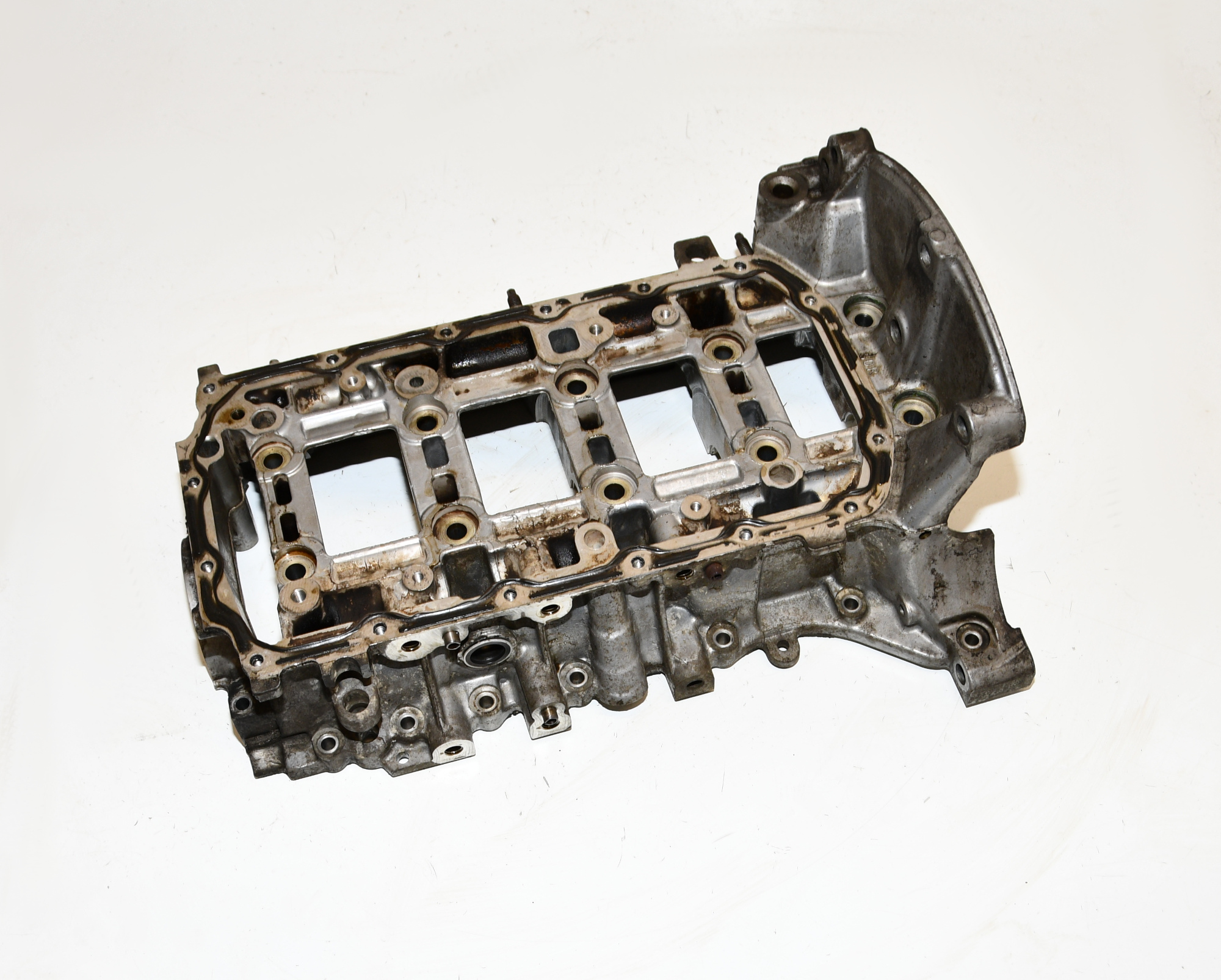 Kurbelgehäuse Motorblock  Unterteil V757899480 5008 1,6 115KW EP6CDT Original 