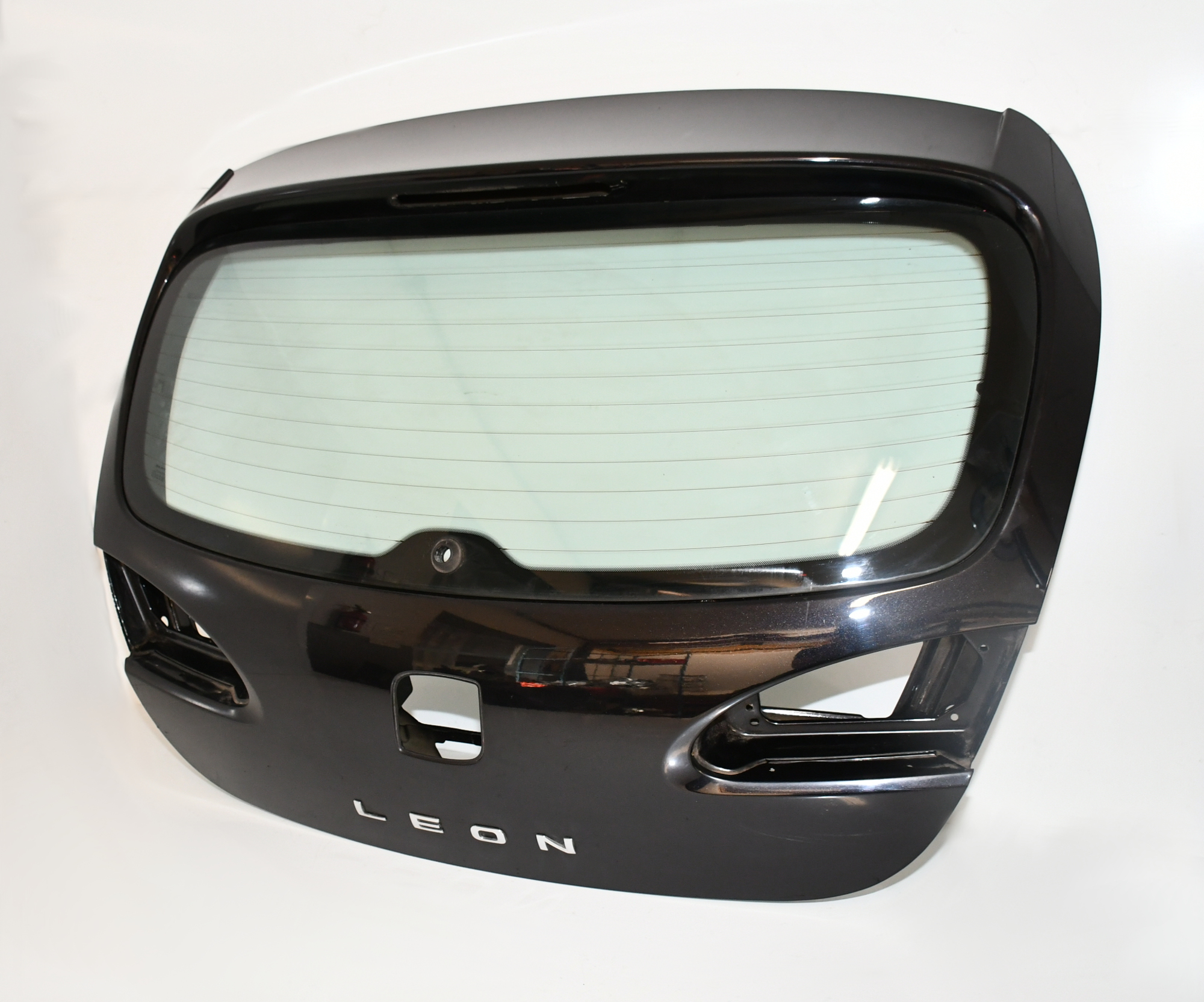 Heckklappe Kofferraumklappe  1P0827024 LC9Z Black Magic	  Leon 1P Original Seat 