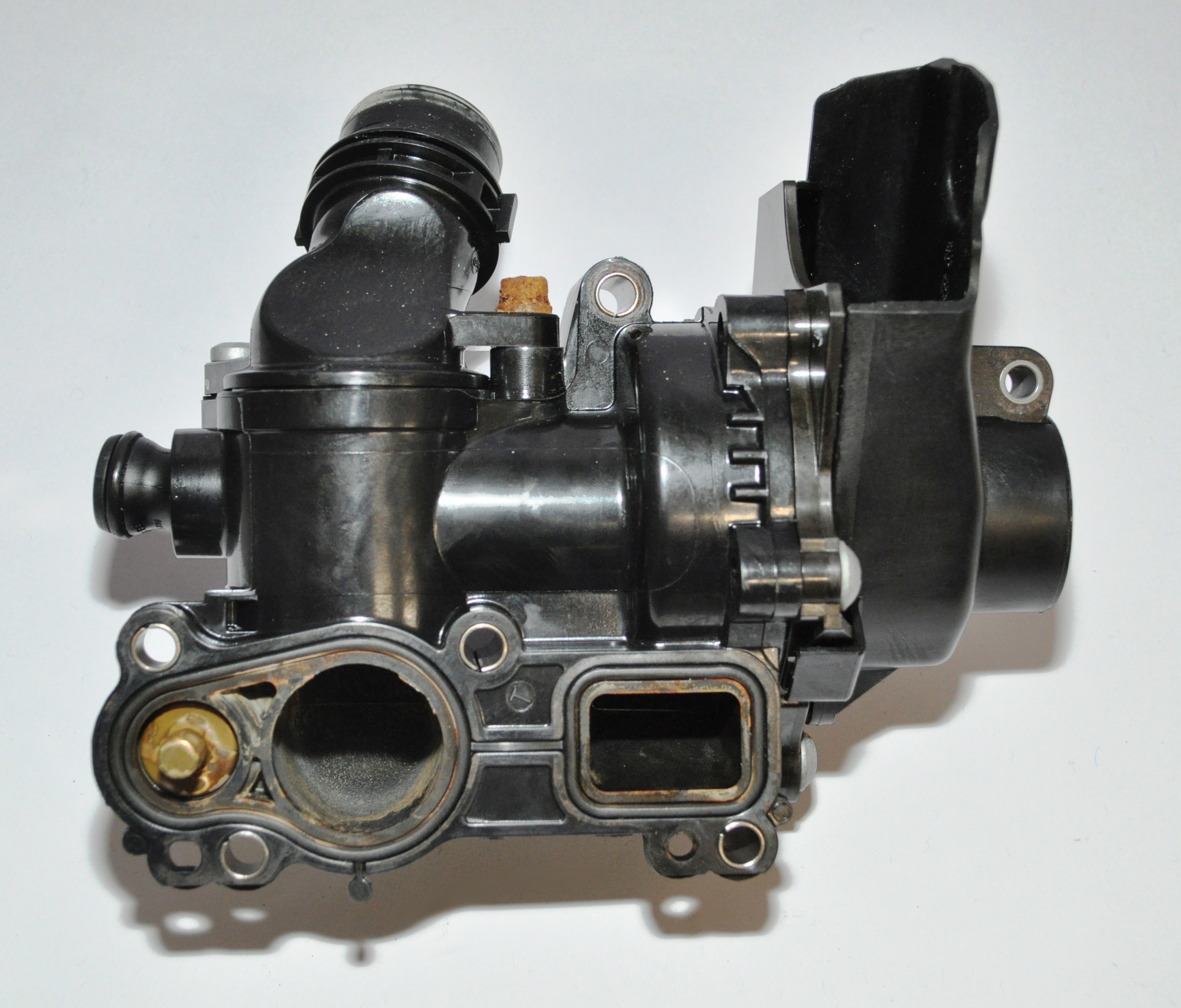 Kühlmittelreglergehäuse Thermostatgehäuse  06H121026BF Octavia Original VW 