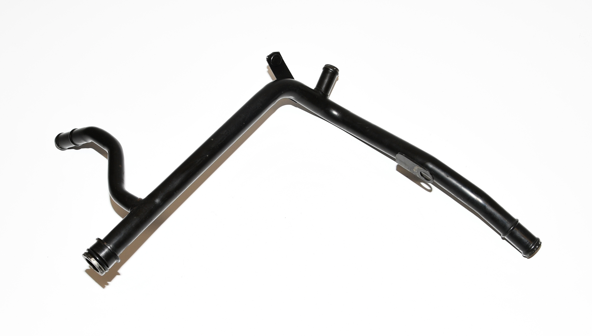 Kühlmittelrohr Kühlwasserrohr Kühlwasserleitung  06A121065CB Touran 1T1 VW 