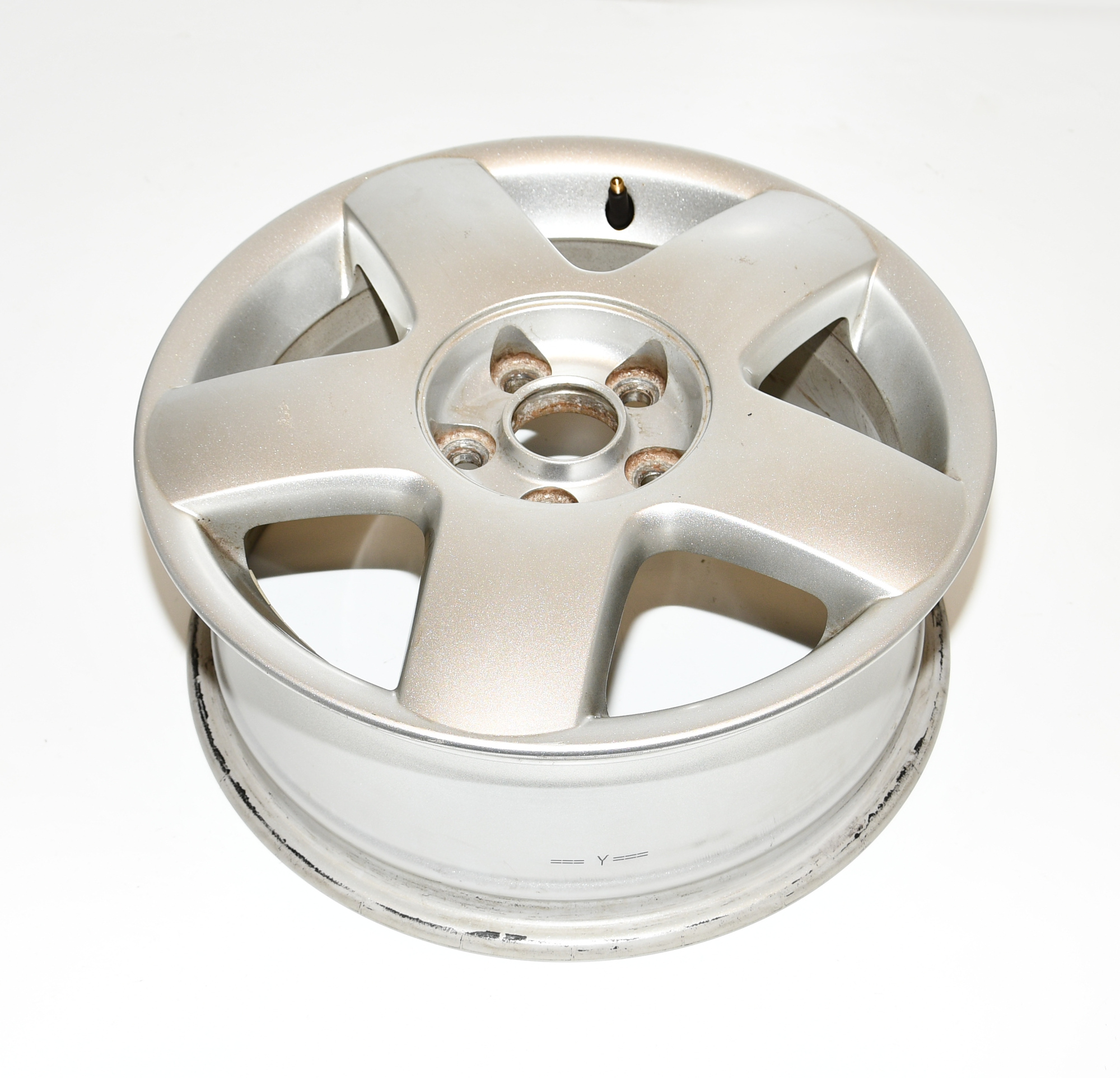 Alufelge Aluminiumfelge  6Q0601025L Z31 6Jx15H2 ET43 1P Polo 9N Original VW 