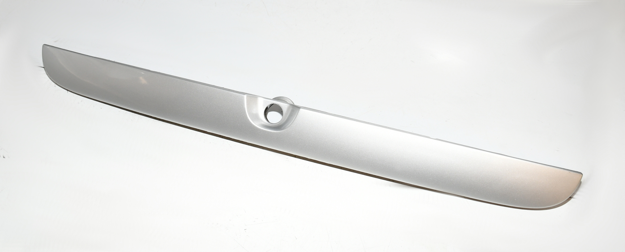 Griffleiste Heckklappe Mitte 90579631 2AU Starsilber III 3 Zafira A  Original 