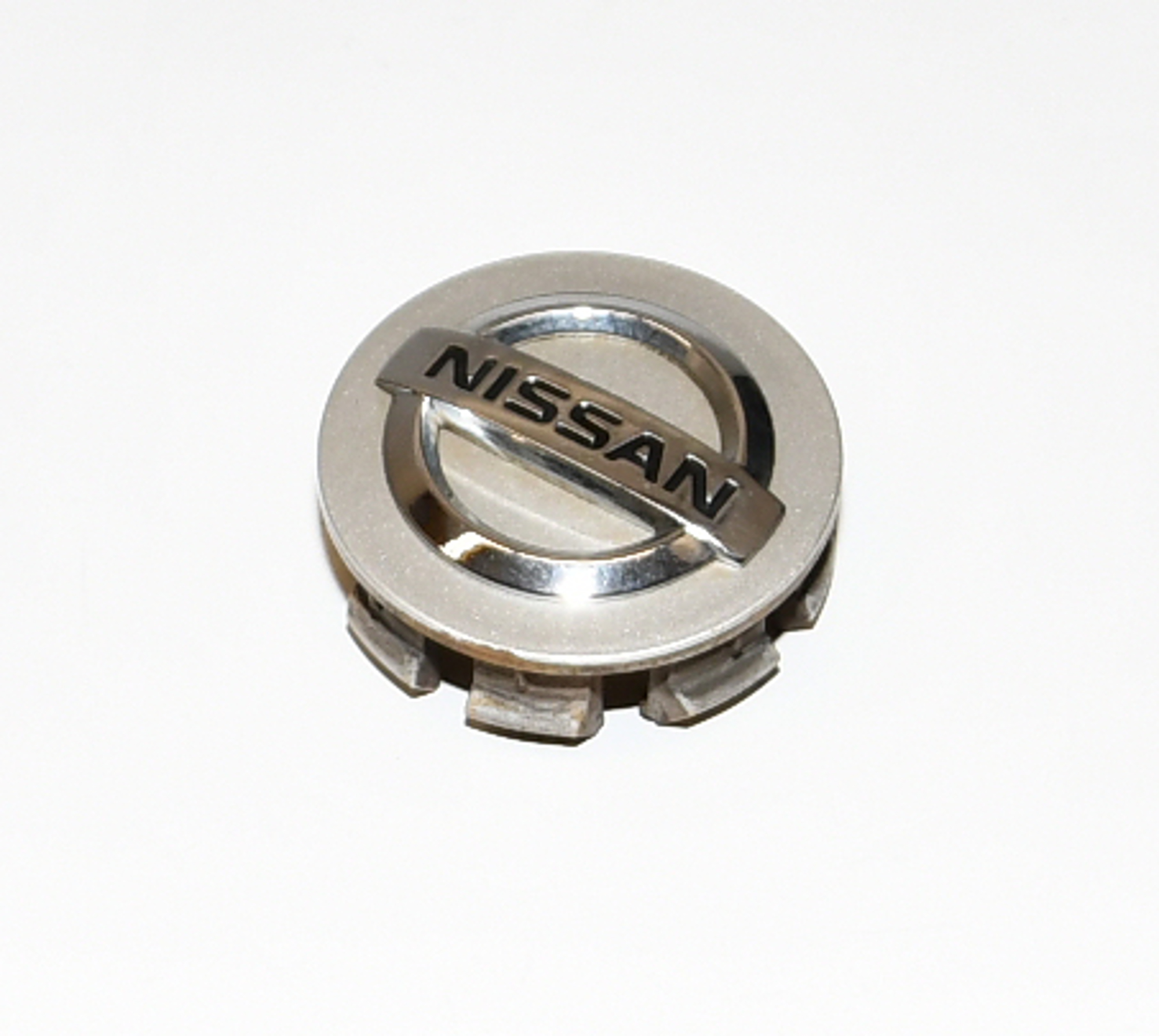 Abdeckkappe Nabendeckel Alufelge  40342JD18A Micra III K12 Original Nissan   