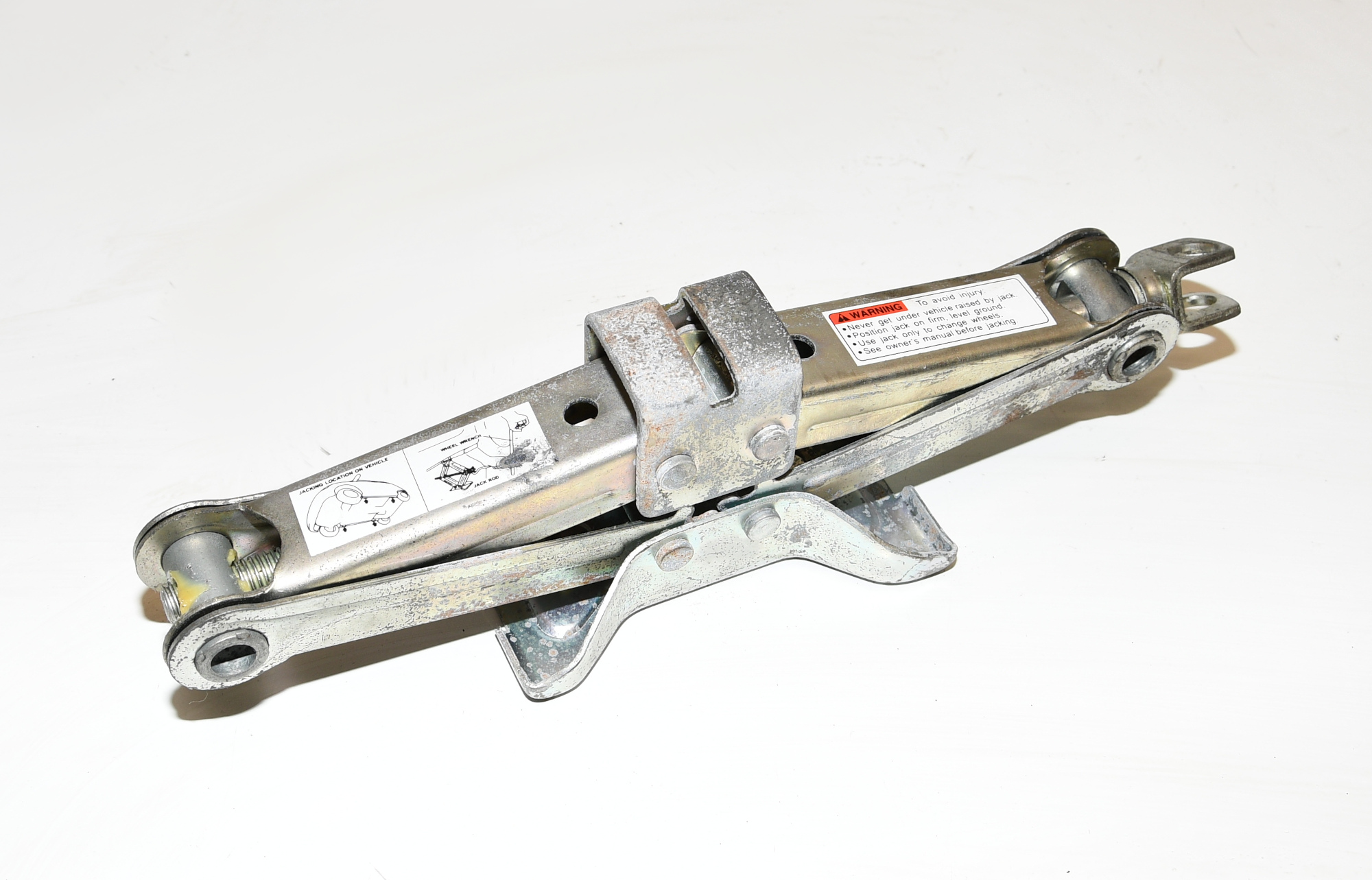 Wagenheber Autoheber  89913M68KV0 Alto VII 7 Original Suzuki 
