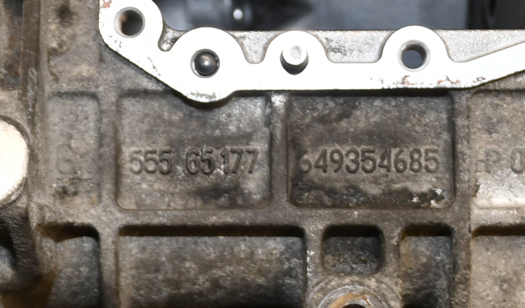 Getriebegehäuse  F13 55565177 Corsa D M24 Original Opel 