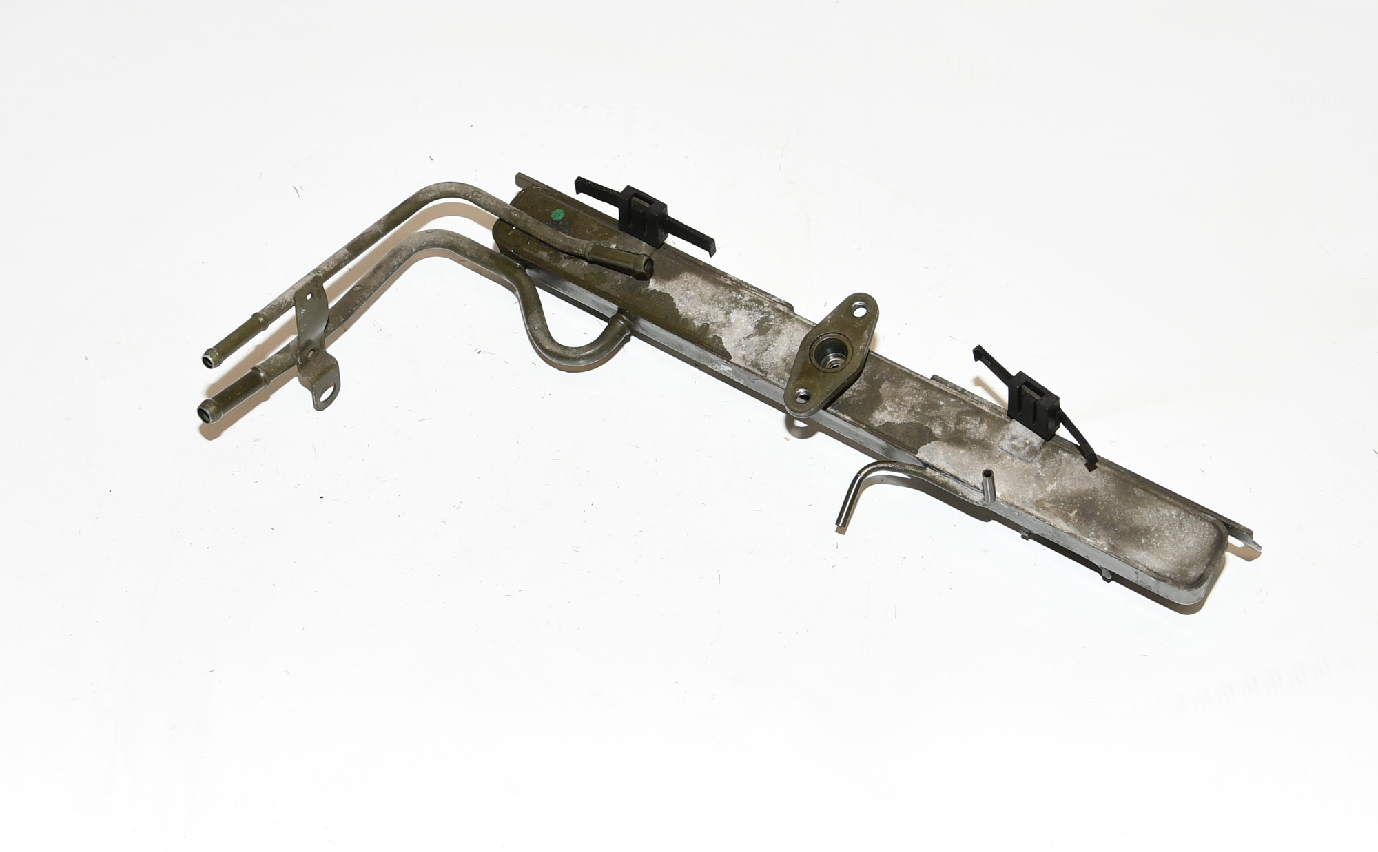 Kraftstoffverteiler Einspritzleiste  15730-54G00 Liana Original Suzuki 