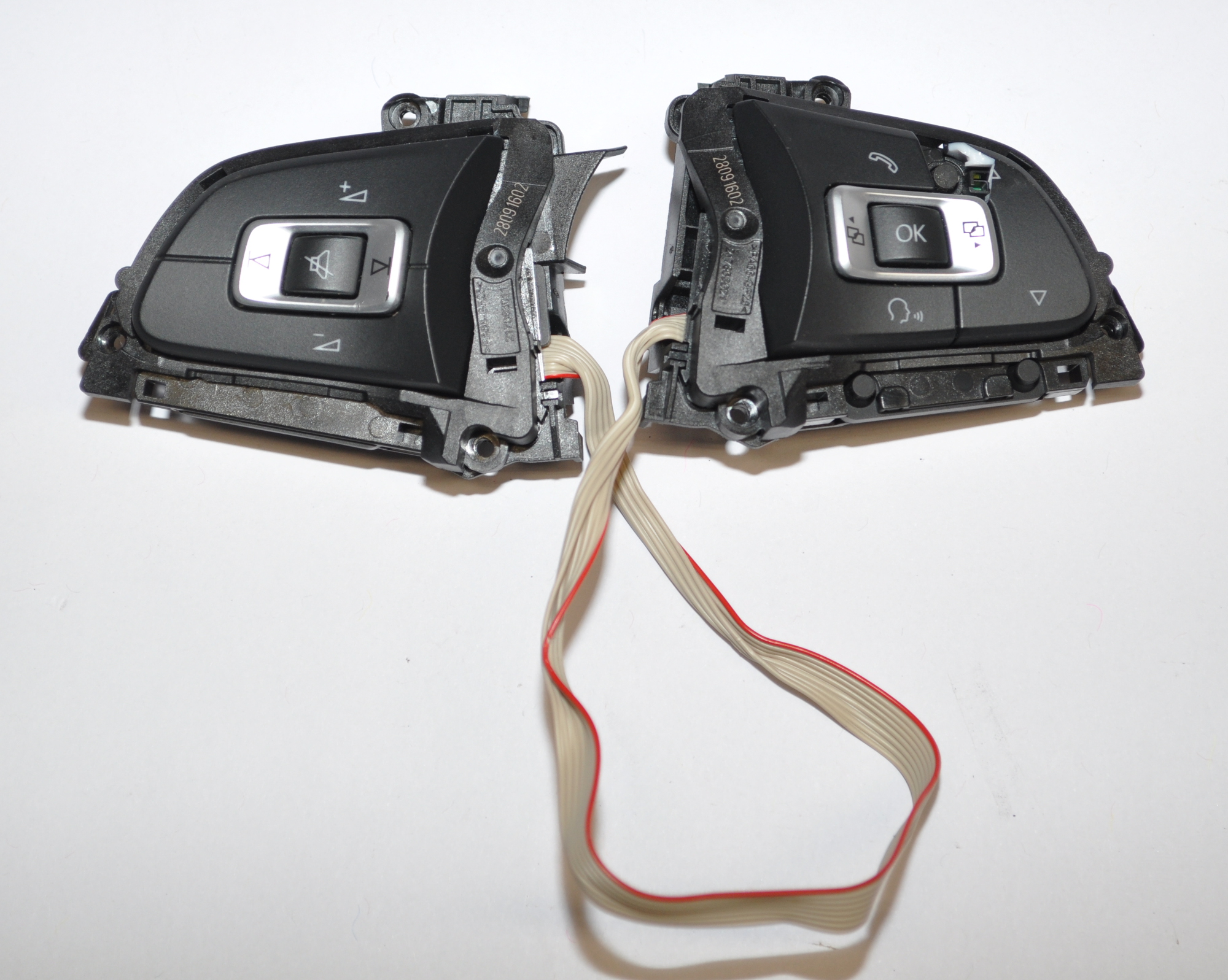 Multifunktionsschalter Lenkrad  5G0959442H Golf Sportsvan Original VW 