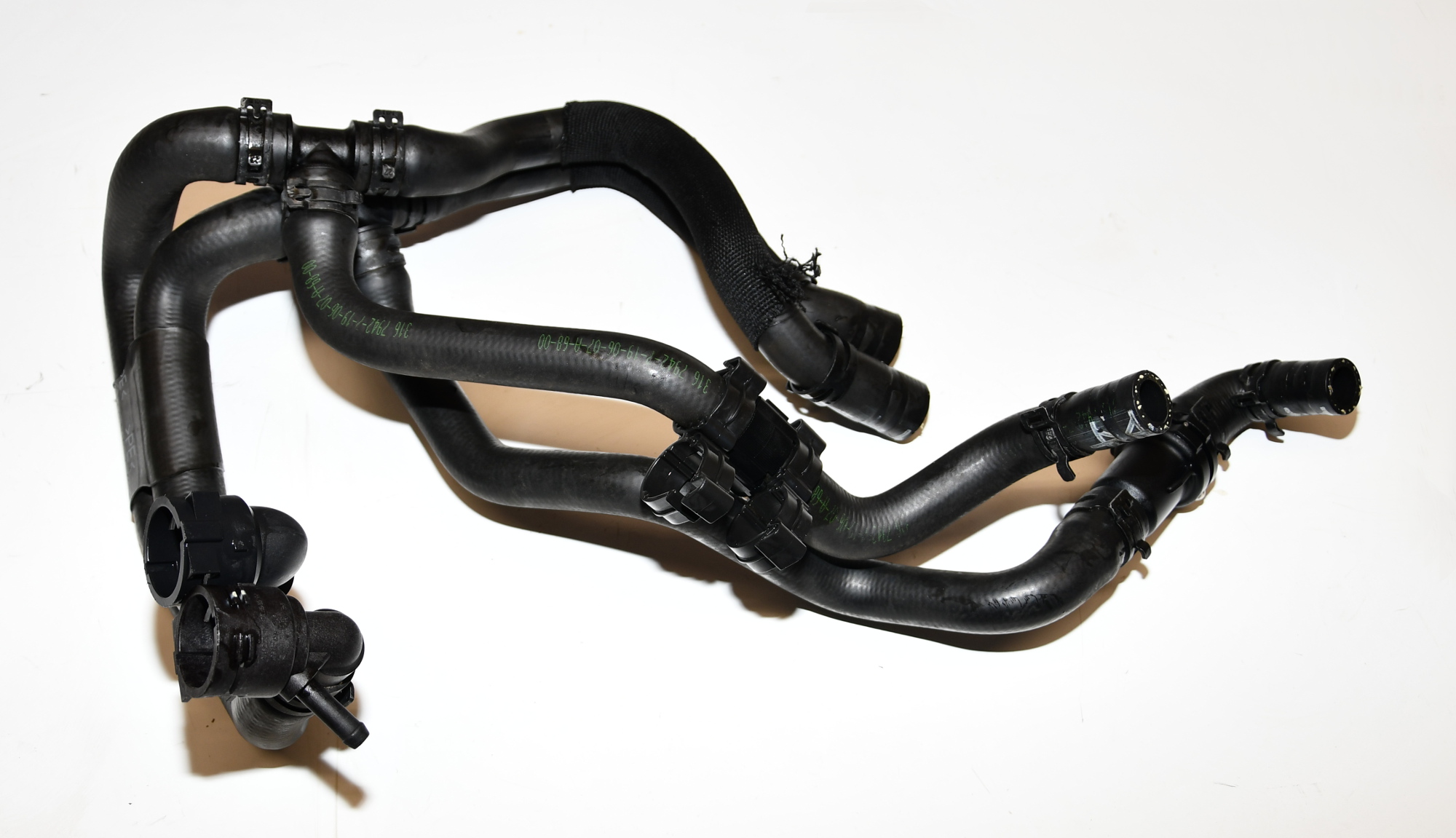 Kühlmittelschlauch Kühlwasserschlauch   1K0121156DB Golf Plus Original VW 