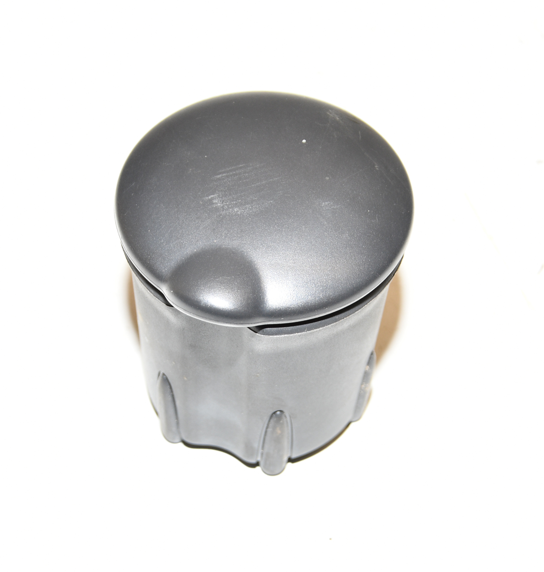 Aschenbecher Ascher Mittelkonsole  8200728639 Clio 4 IV Original Renault   