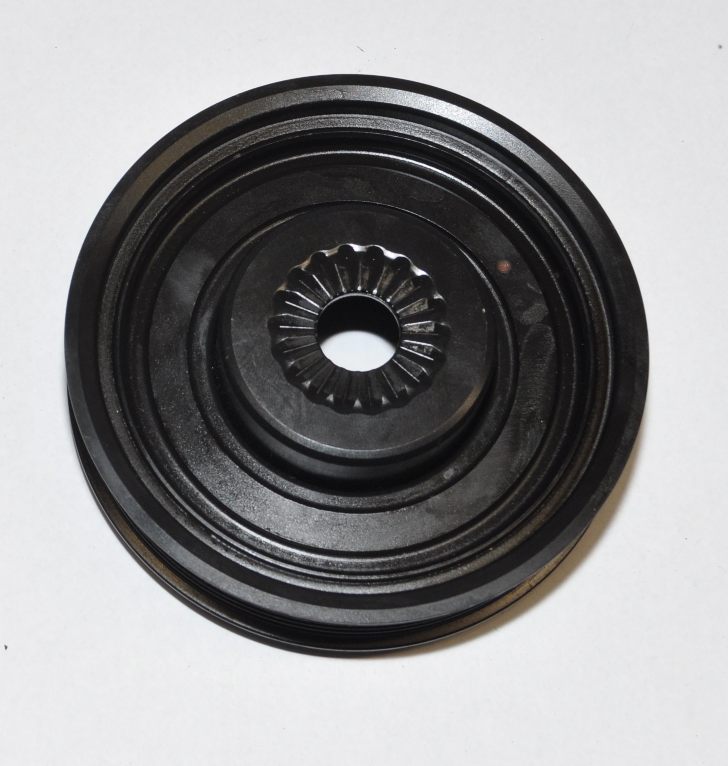 Kurbelwellenrad Schwingungsdämpfer  04C105243C Polo 1.0 55KW CHYB Original 