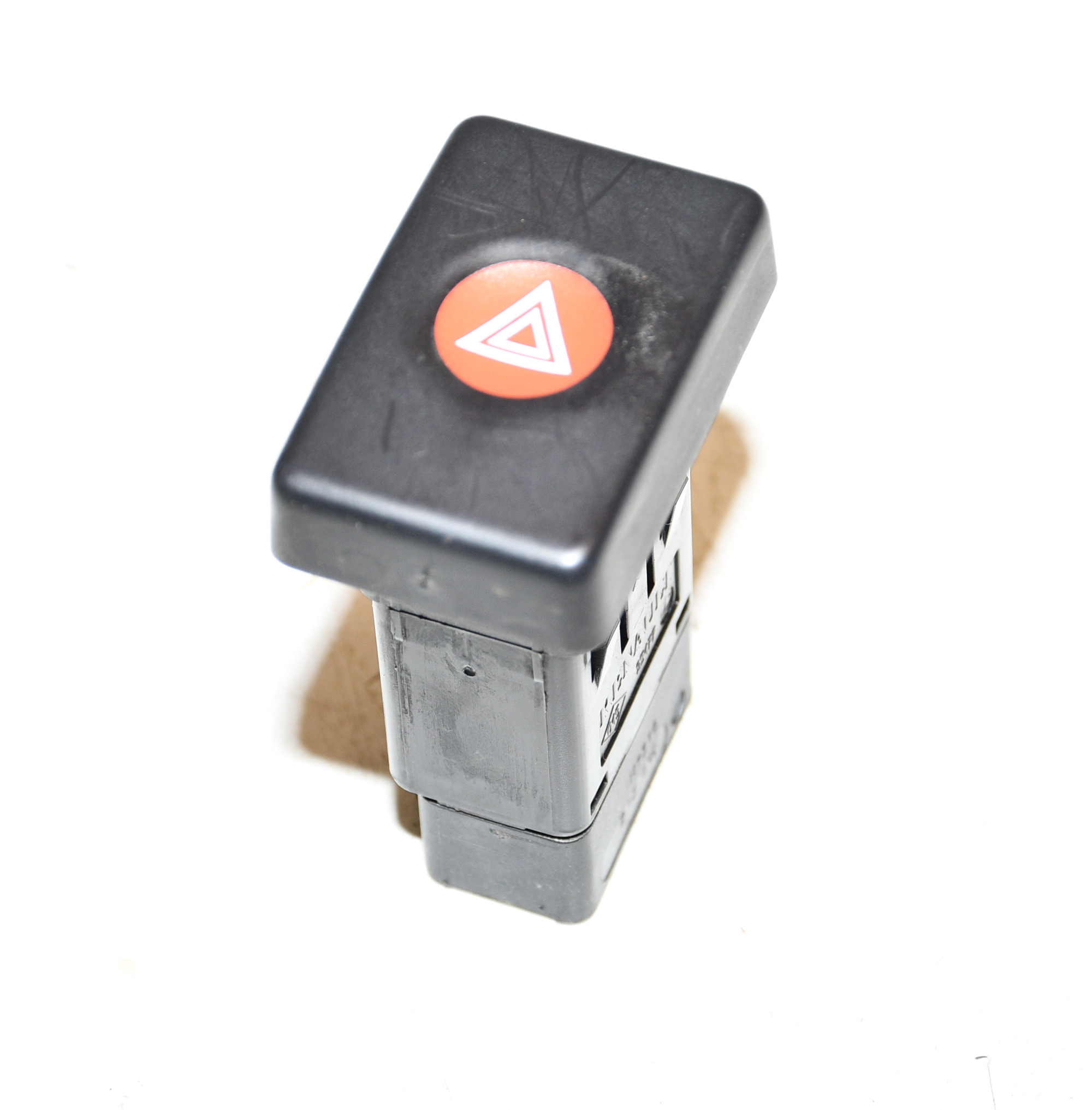 Warnlichtdrucktaster Warnblinkerschalter   6001546813 Logan MCV Original Dacia  