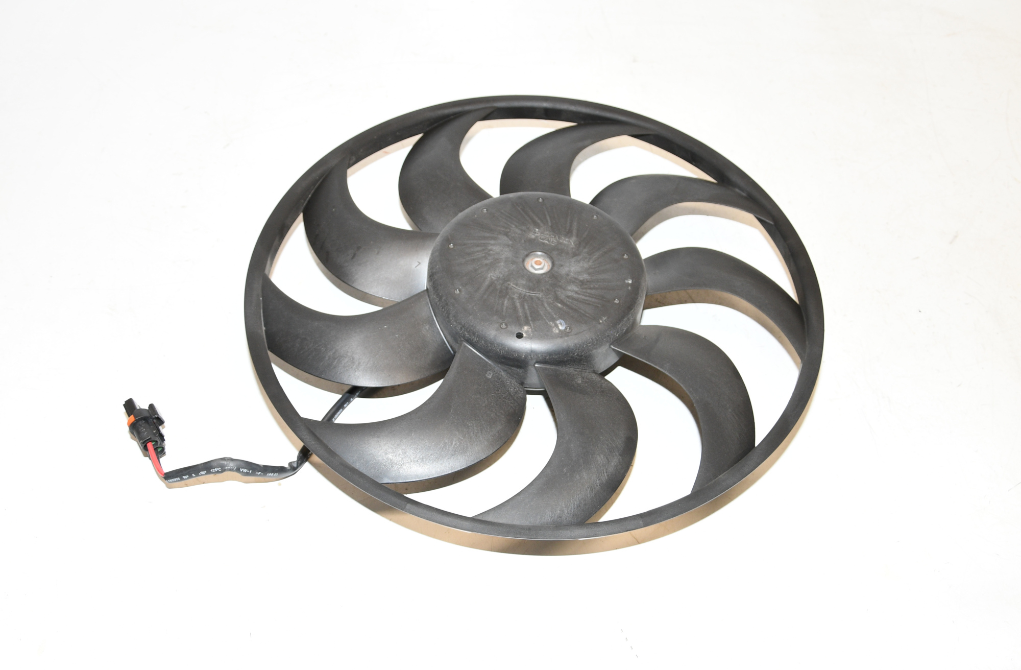 Lüftermotor Kühlerlüfter  7608410 300W F20 116I Original BMW 