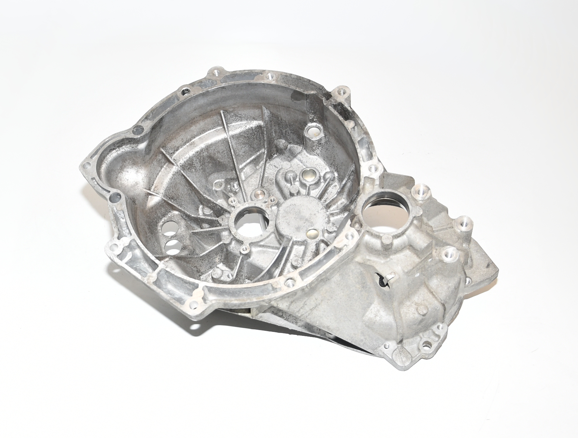 Kupplungsgehäuse Getriebe  AV6R-7F094-BD Fiesta VI IB5 Original Ford 