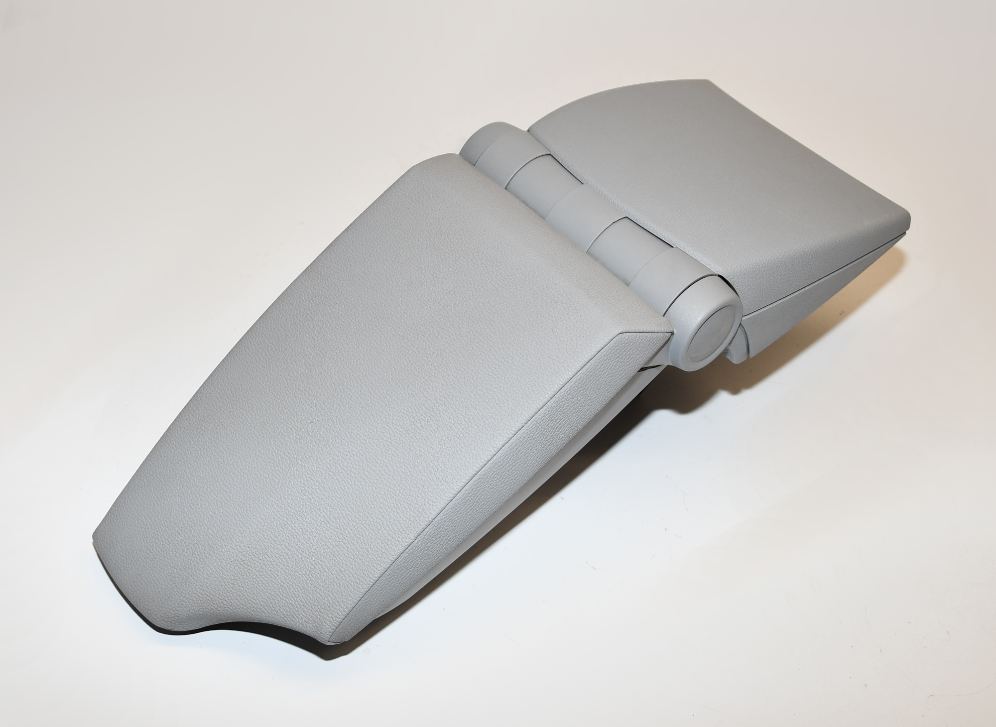 Mittelarmlehne  51169110502 ALASKAGRAU E81 Original BMW   Leder 