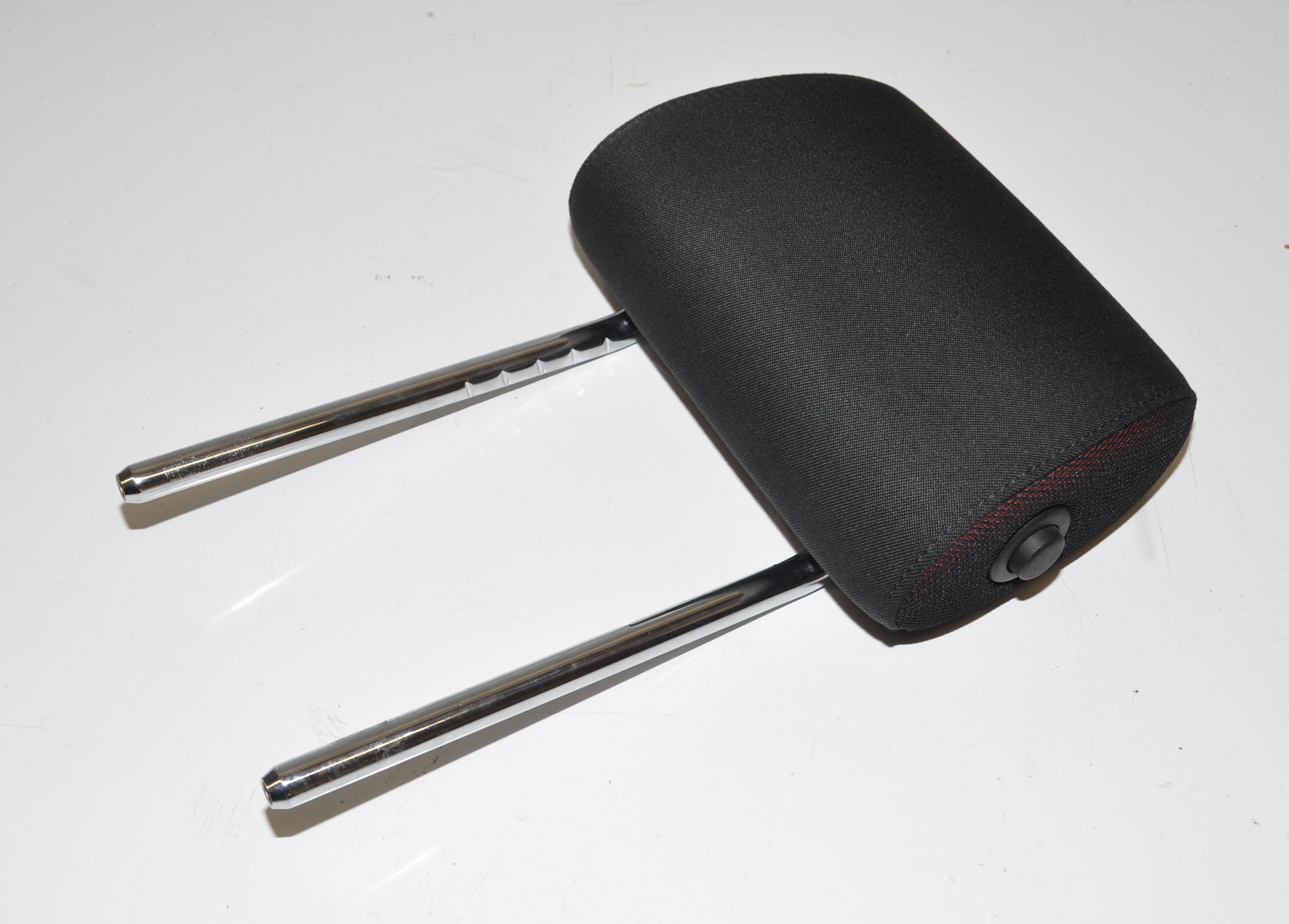 Kopfstütze Nackenstütze Hinten,Rechts,Links 52209125403 E81 Original BMW   