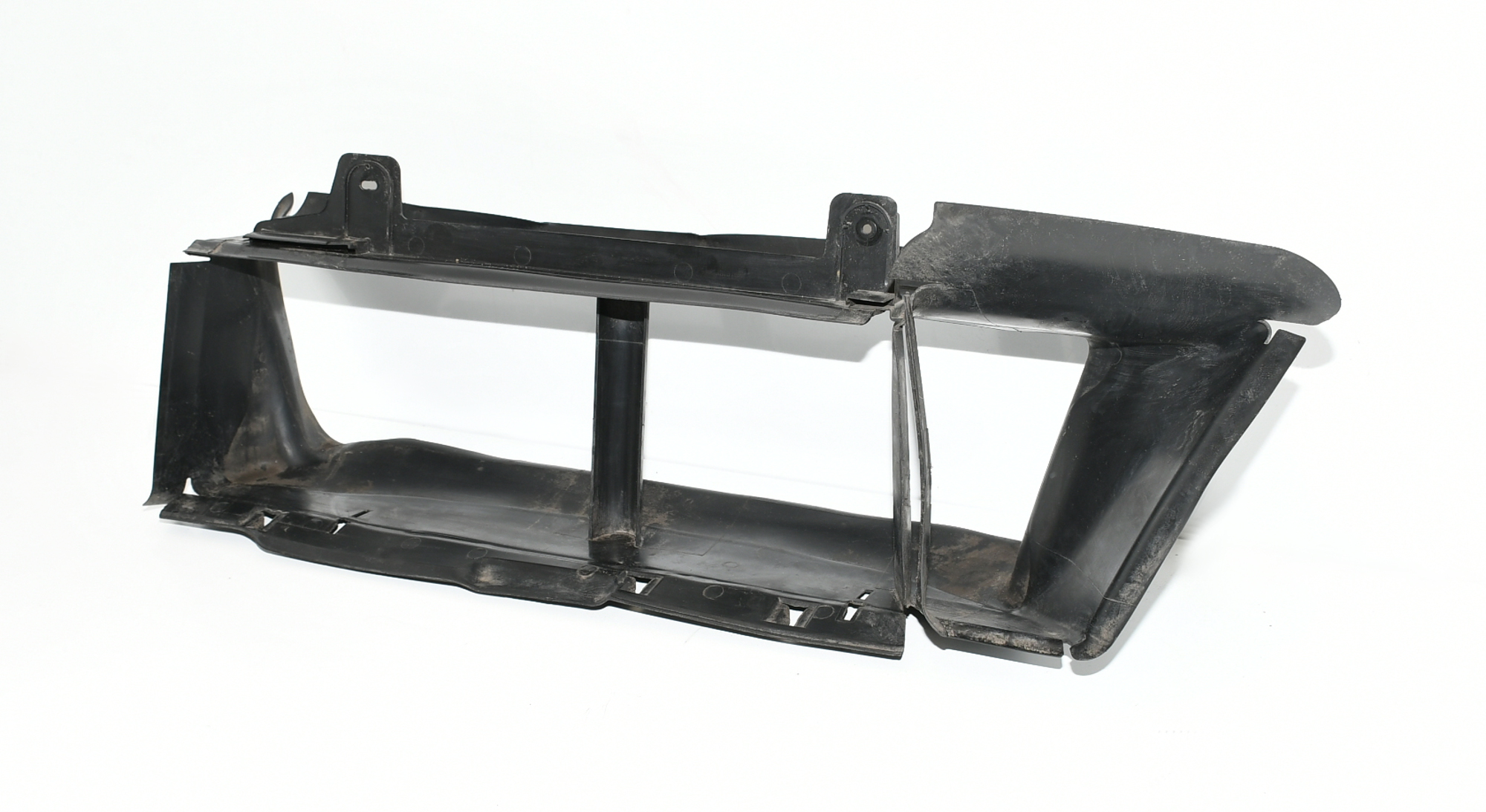 Frontstoßstange Frontschürze Mitte,Unten Luftführung BM51-8314-CC Original 