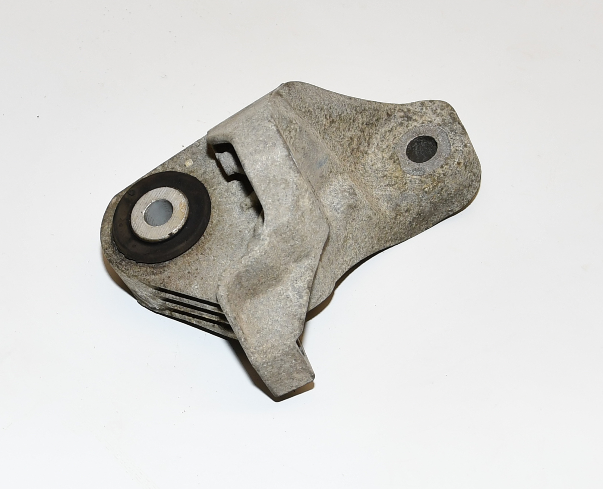 Getriebelager Getriebehalter  BV61-6P093-RA Kuga II 6F Original Ford 